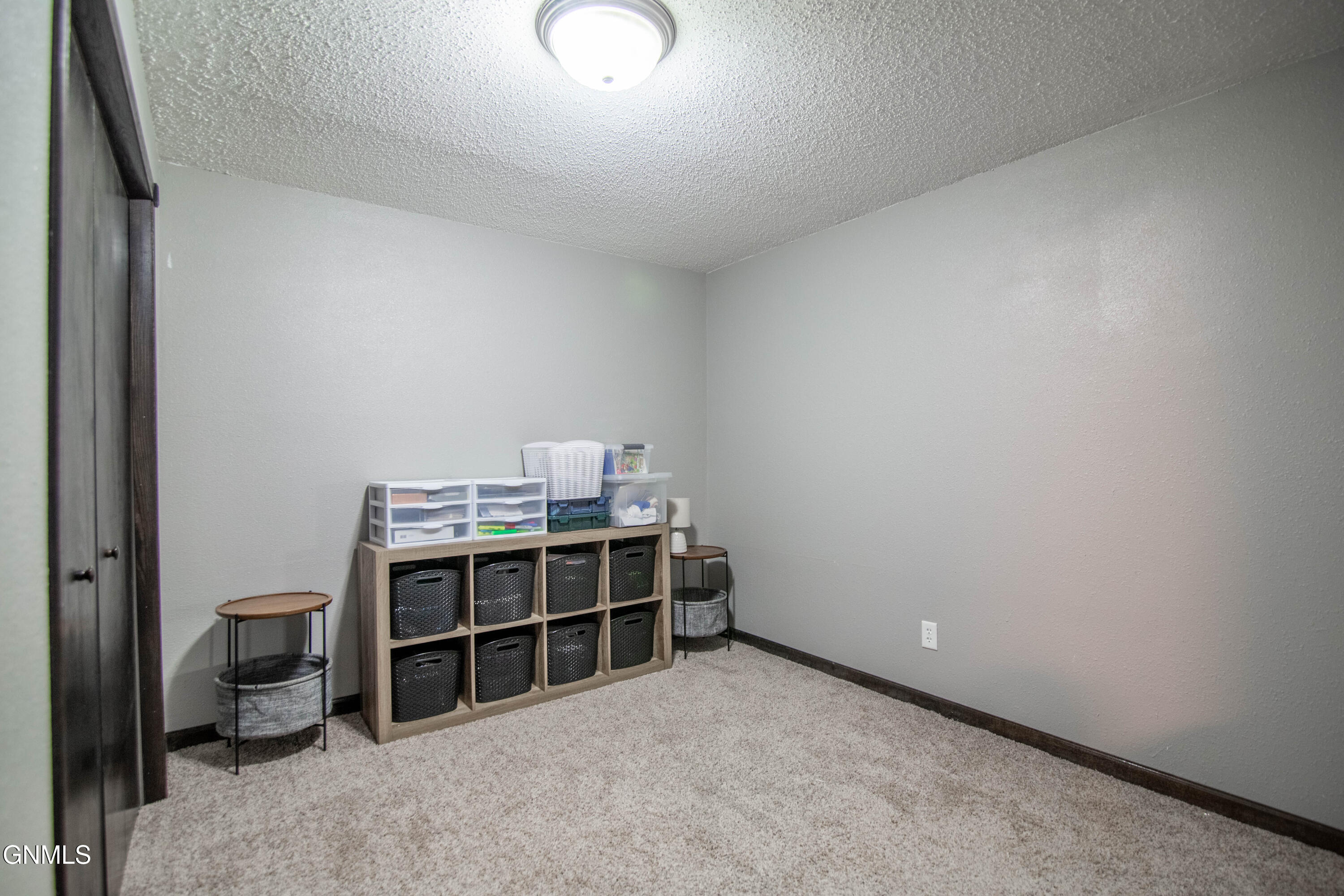property viewer photo 44