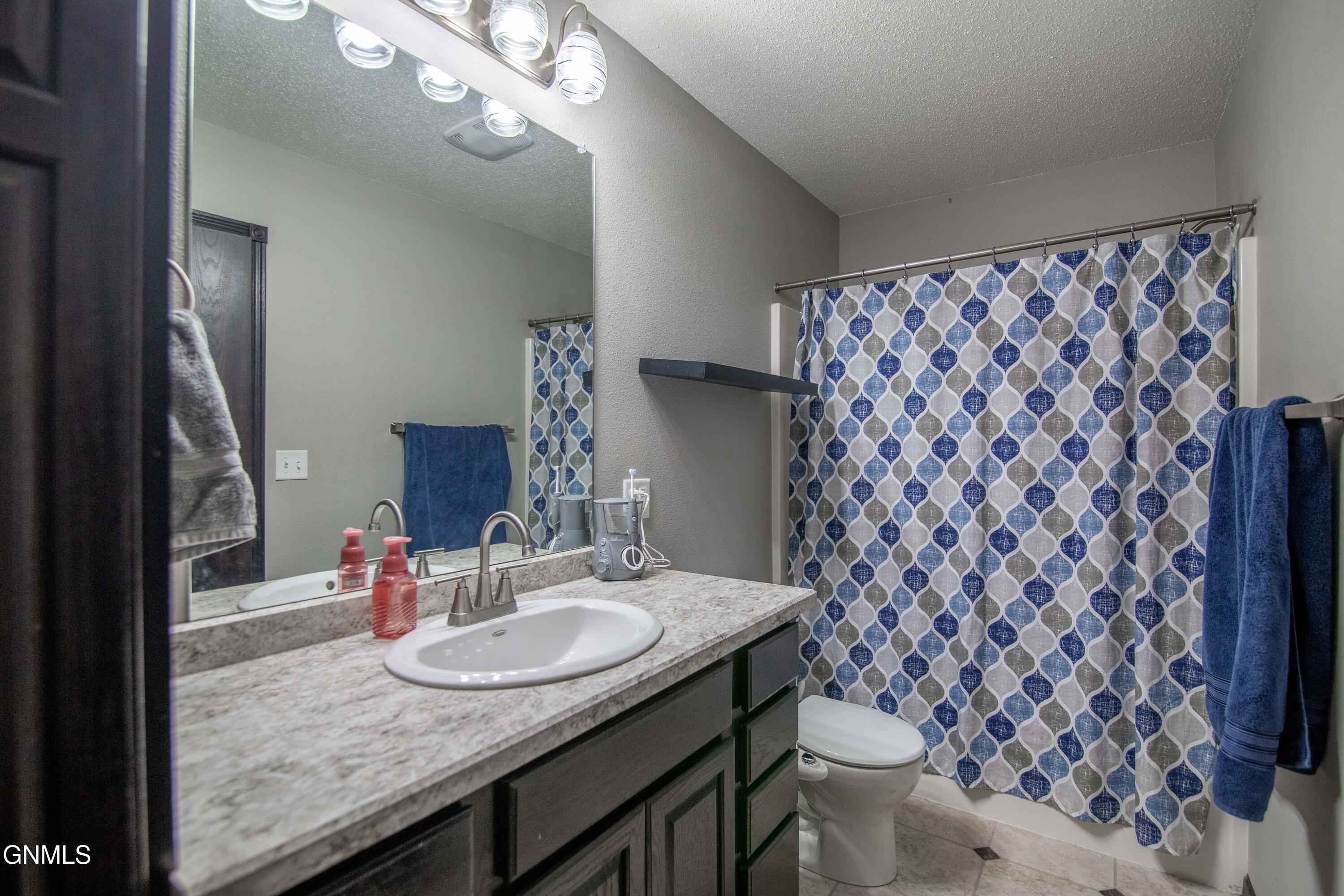 property viewer photo 50