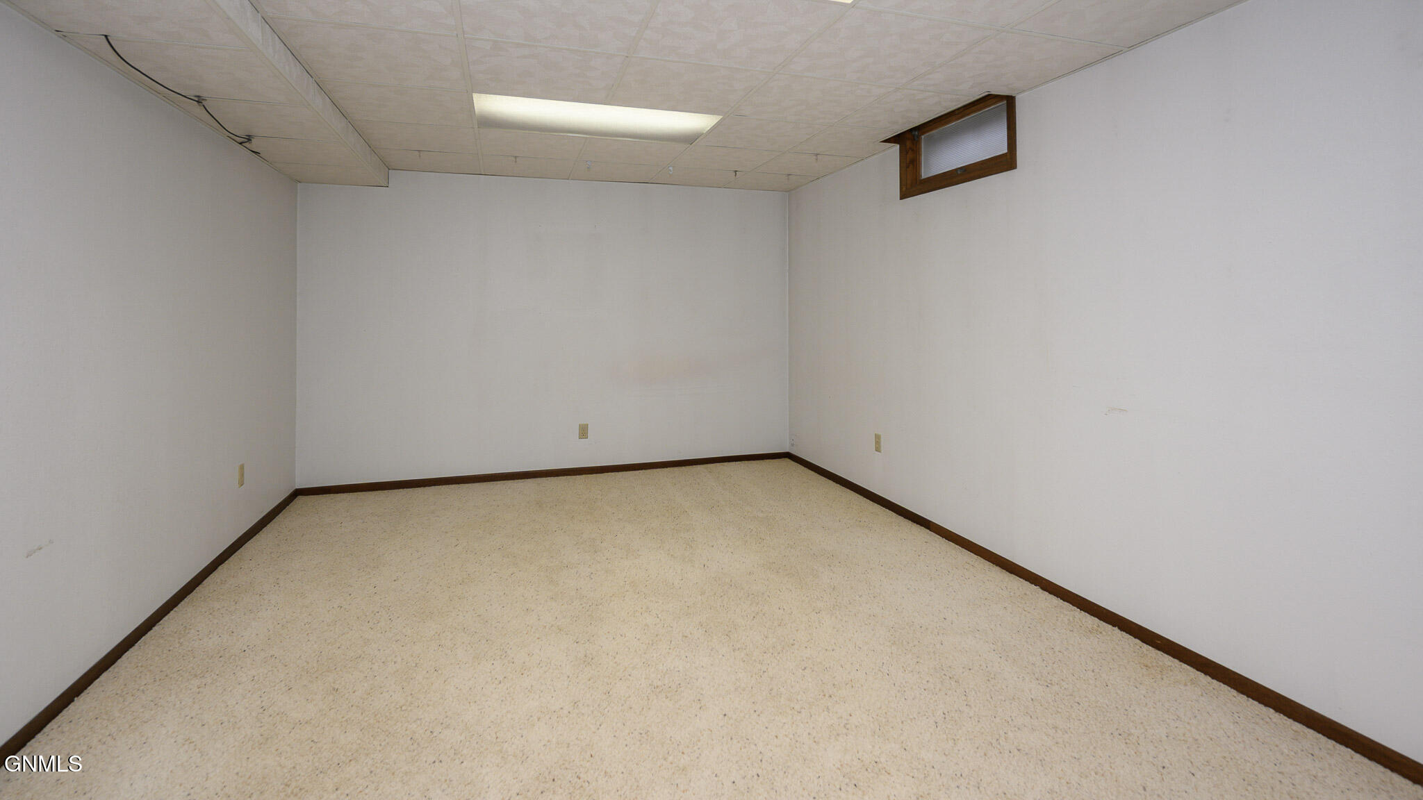 property viewer photo 20
