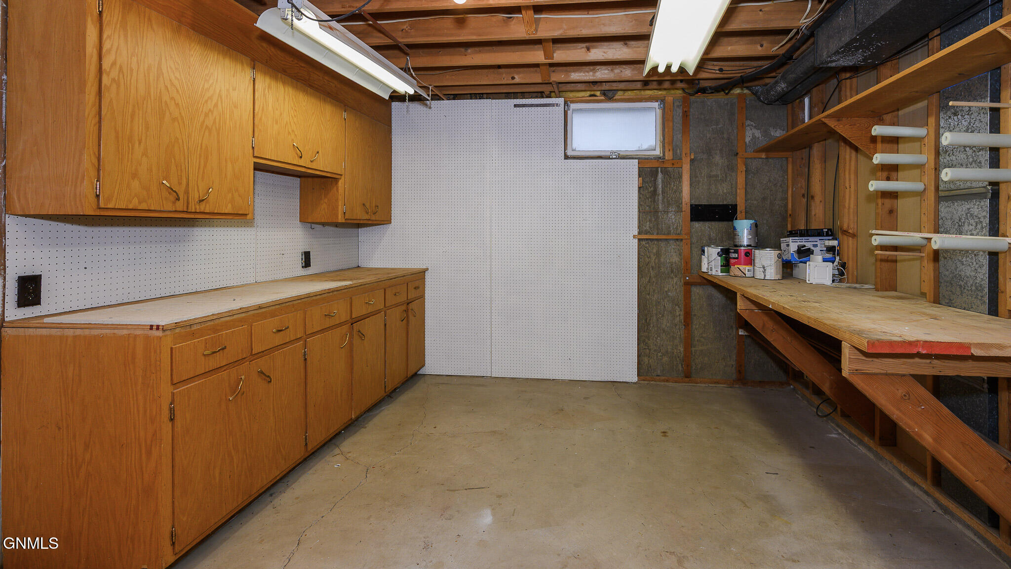 property viewer photo 24