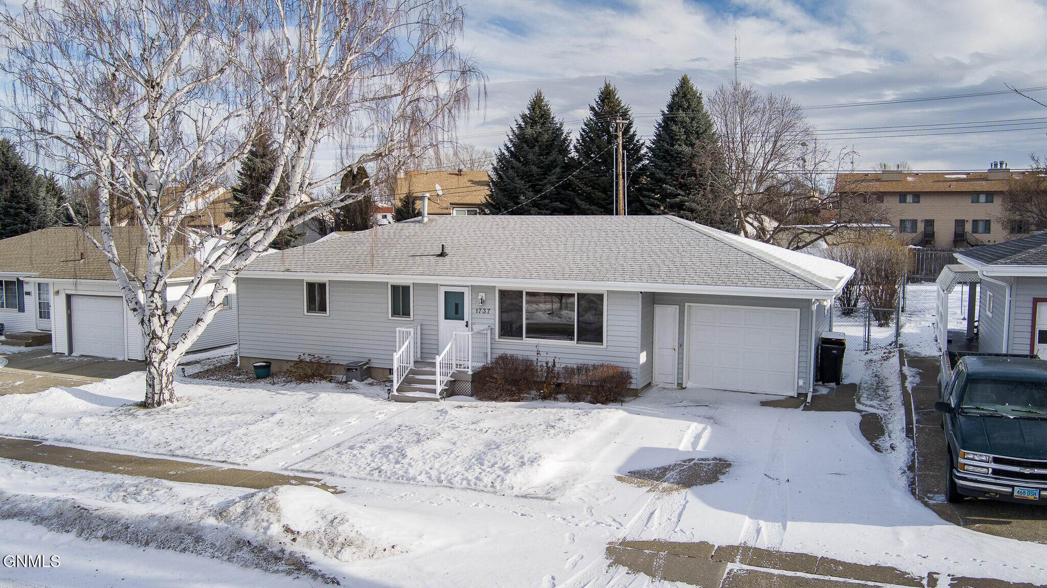 property viewer photo 37