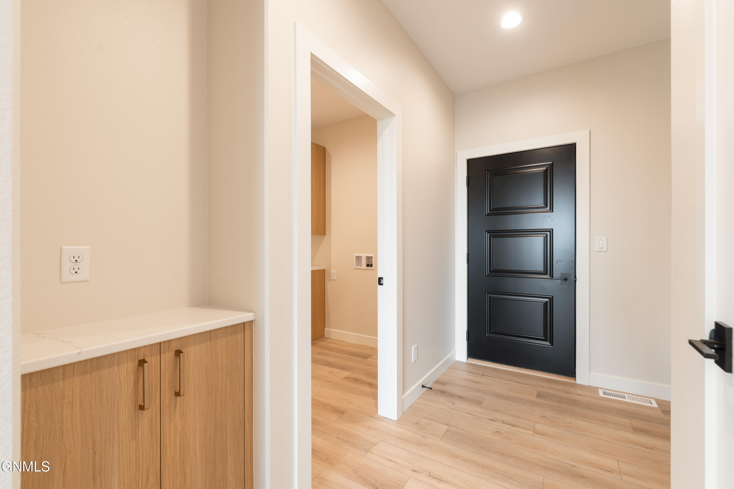 property viewer photo 17