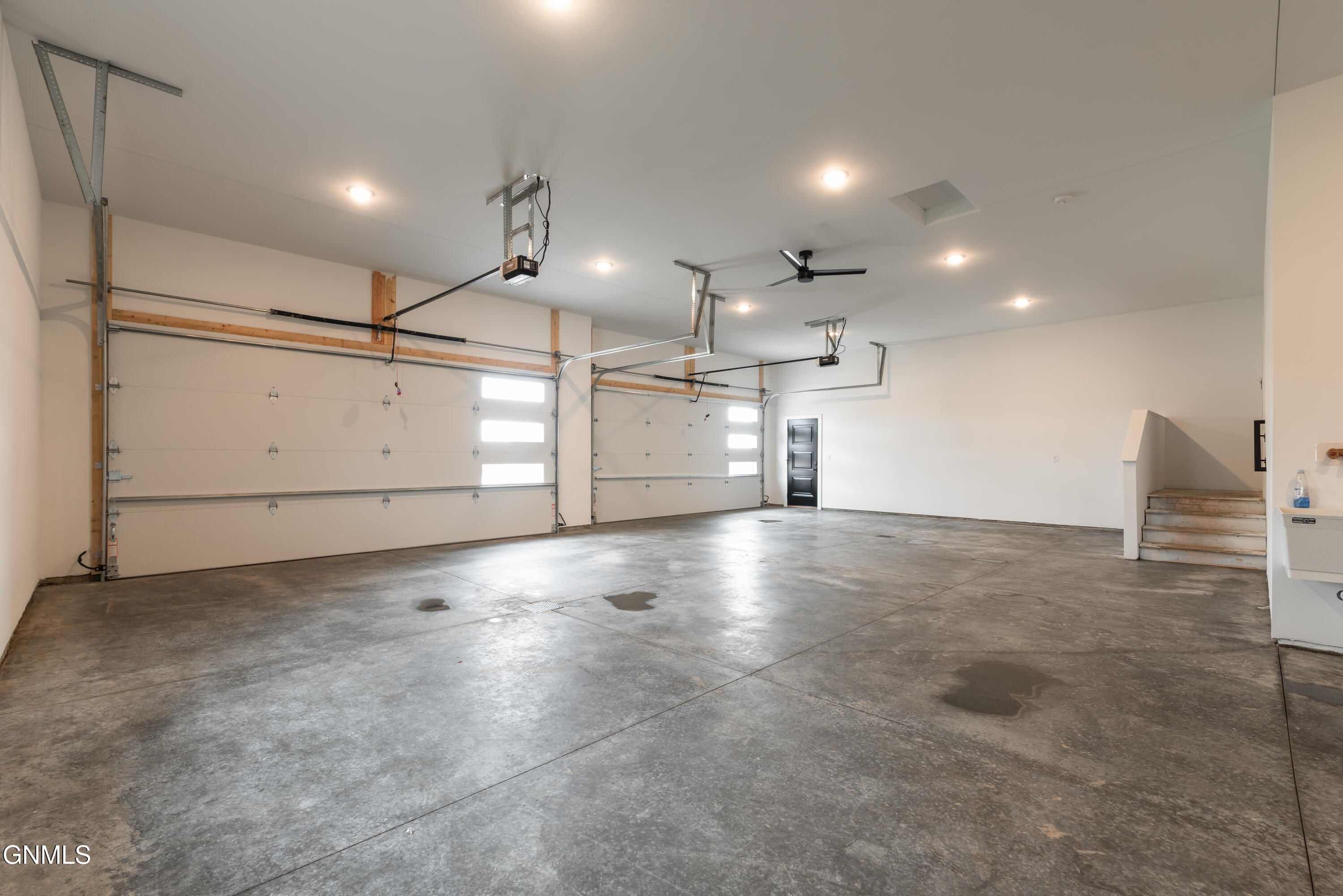 property viewer photo 39