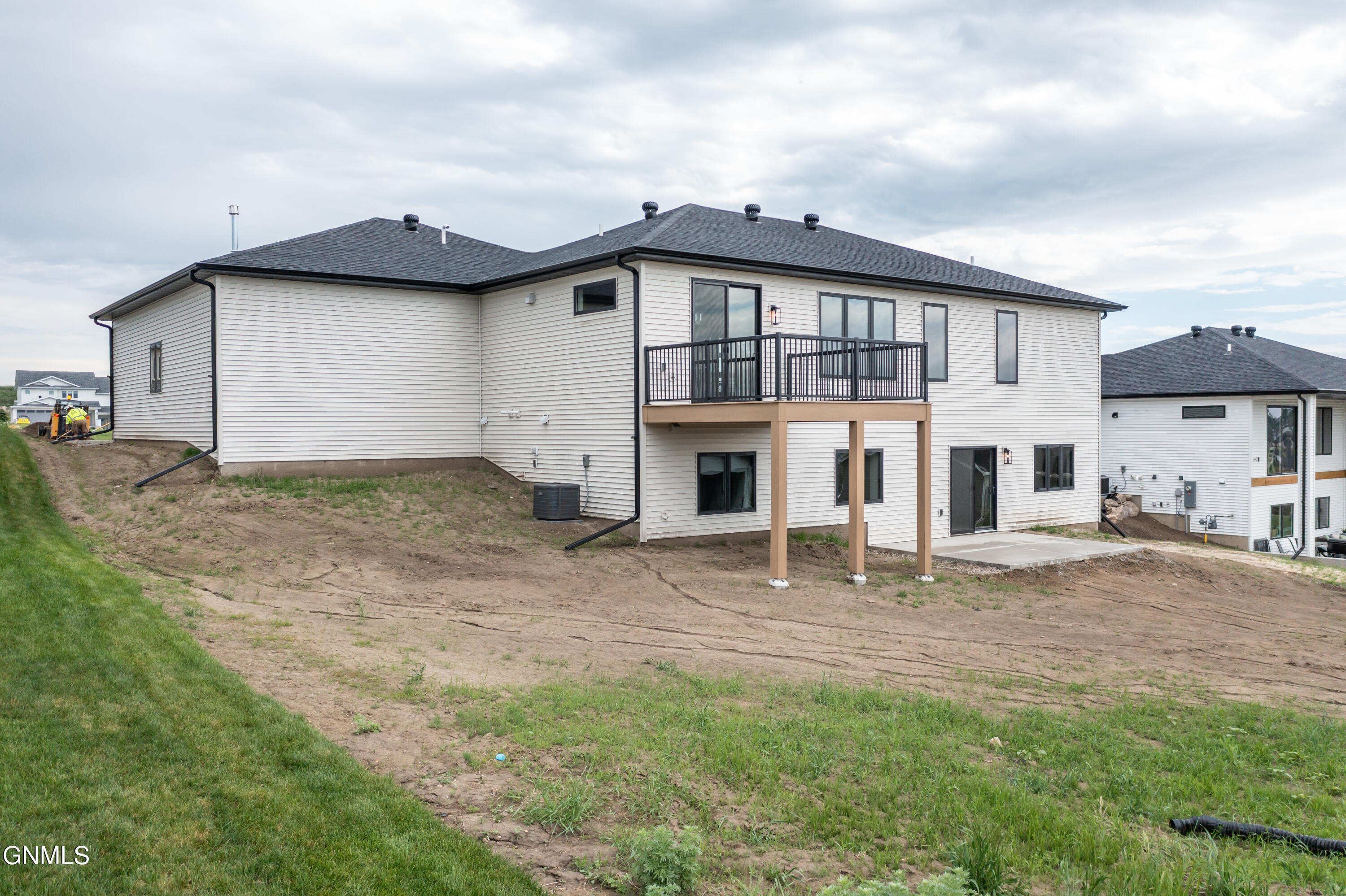 property viewer photo 40