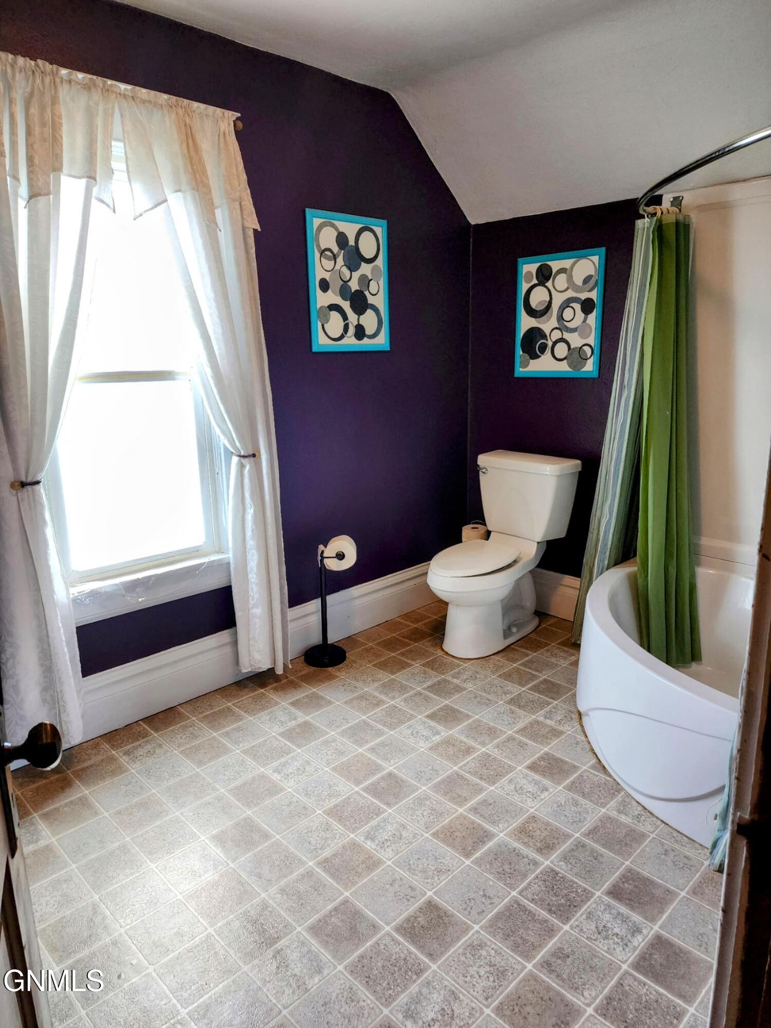 property viewer photo 15