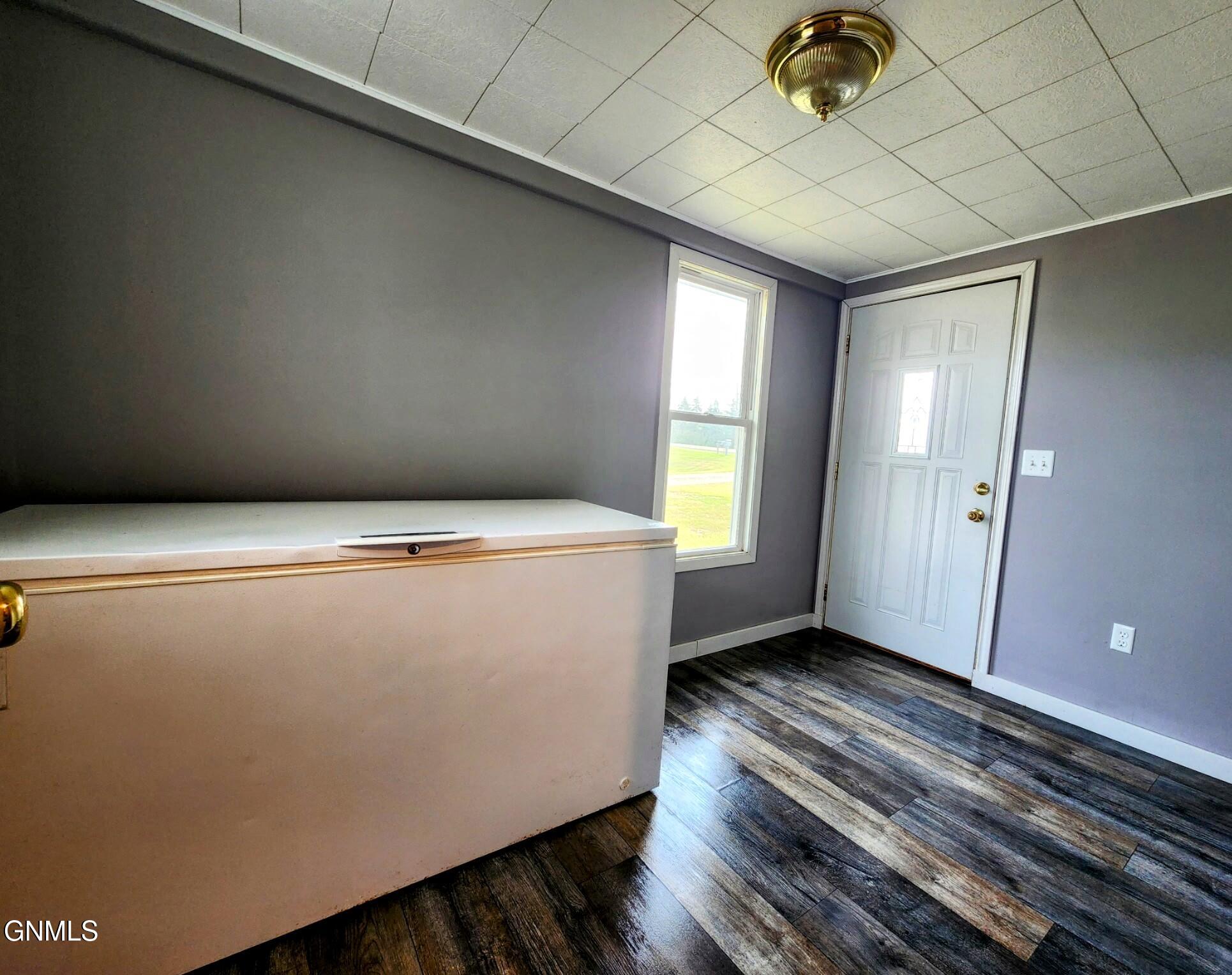 property viewer photo 9