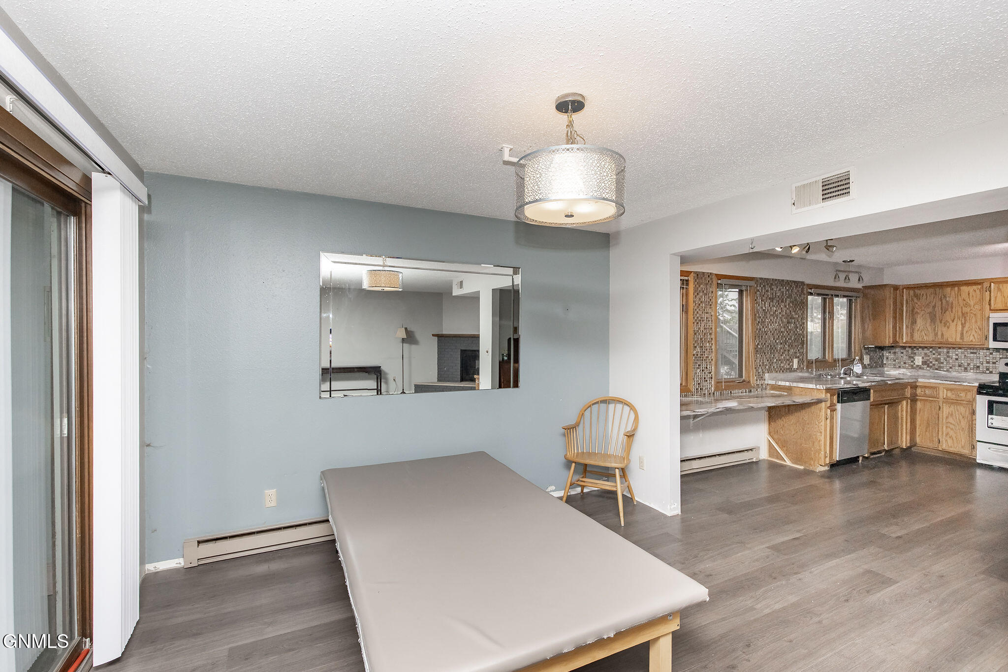 property viewer photo 12