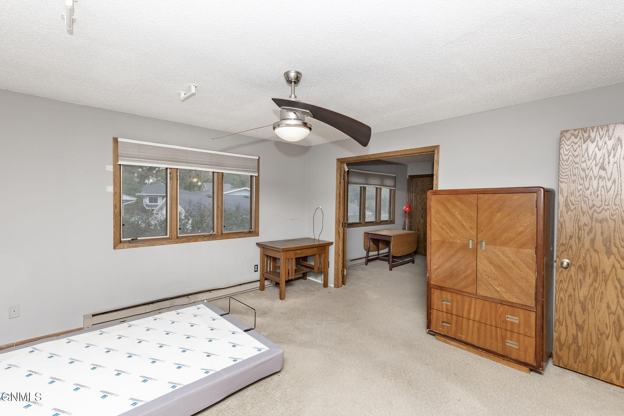property viewer photo 24