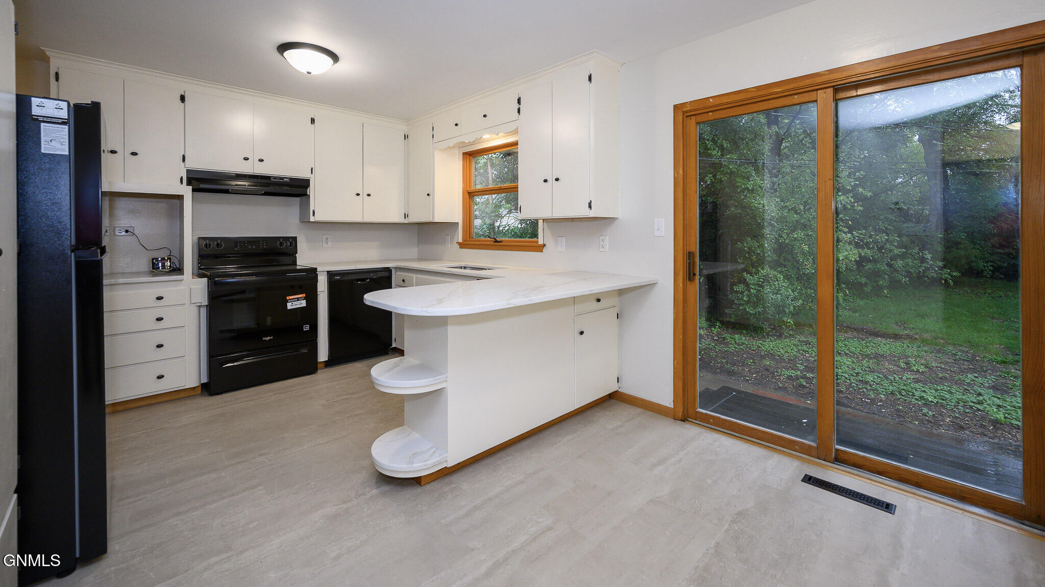 property viewer photo 12