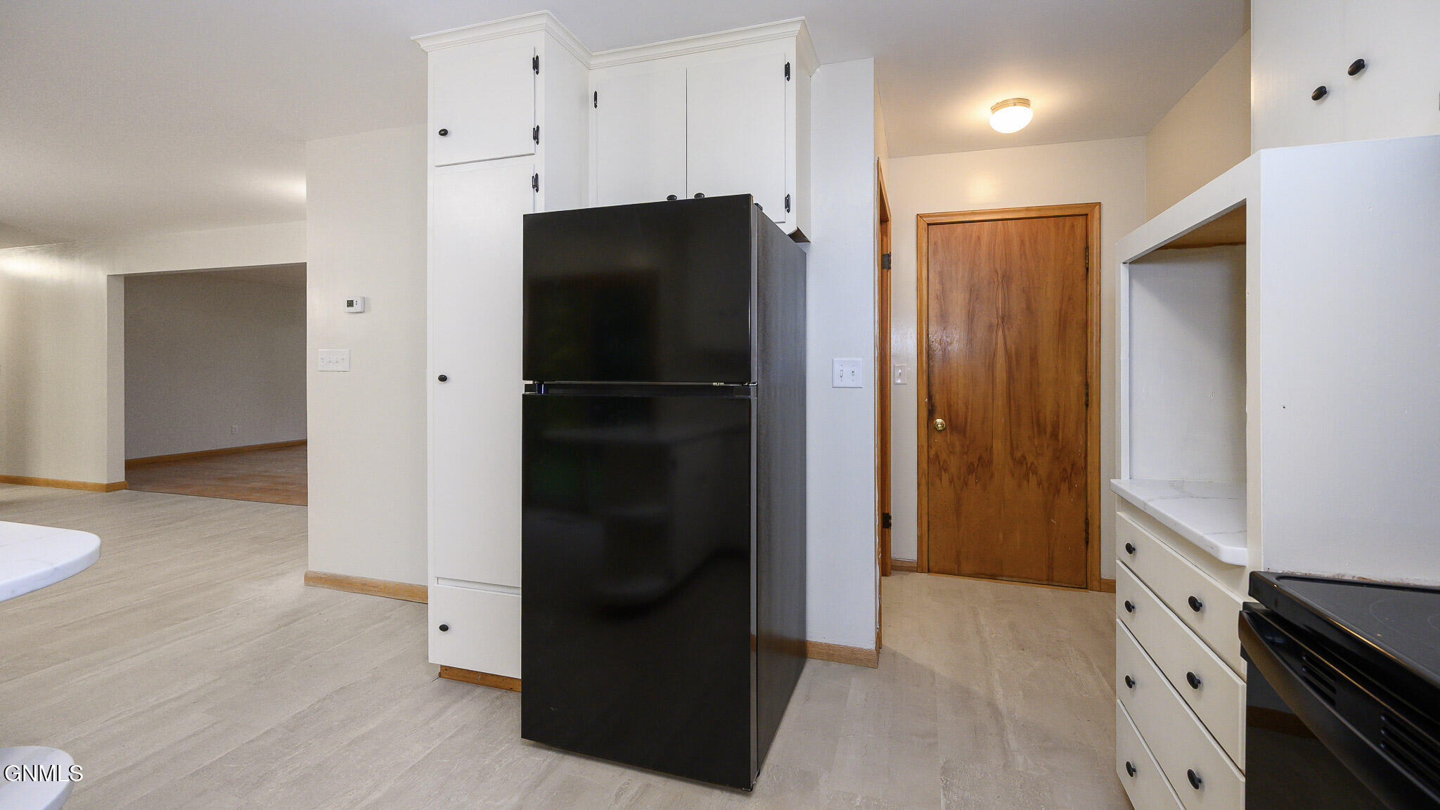 property viewer photo 15