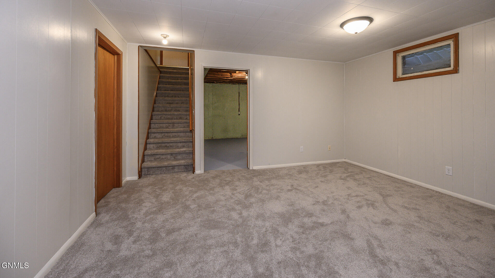 property viewer photo 25