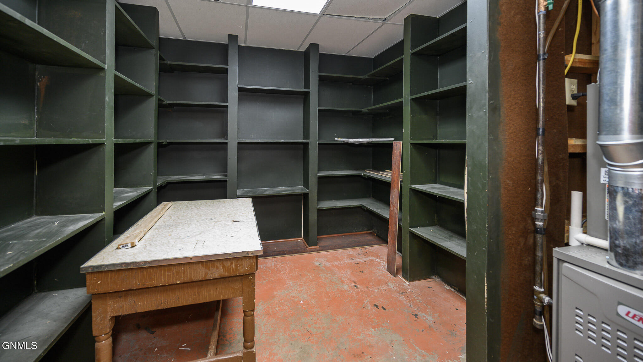 property viewer photo 36