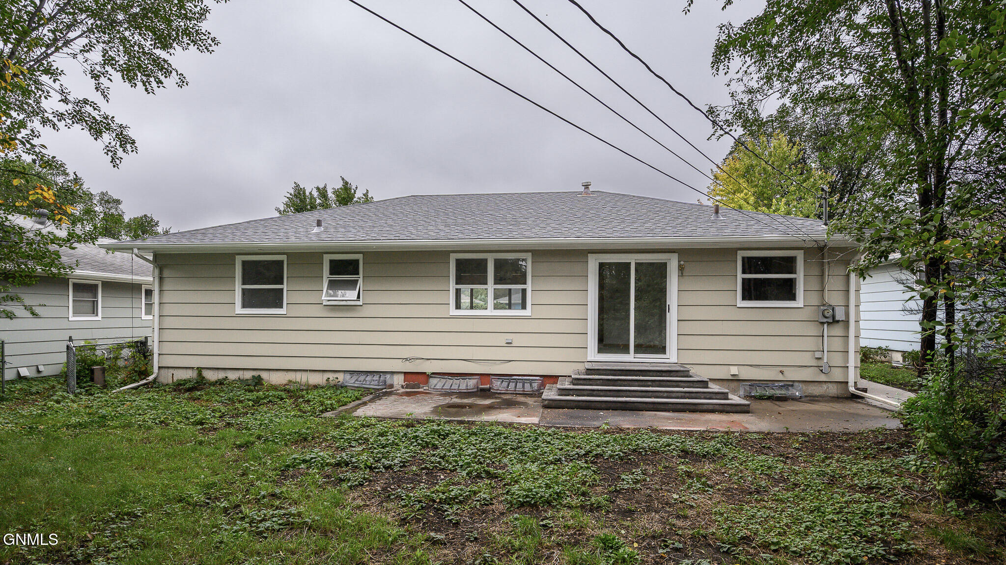property viewer photo 41