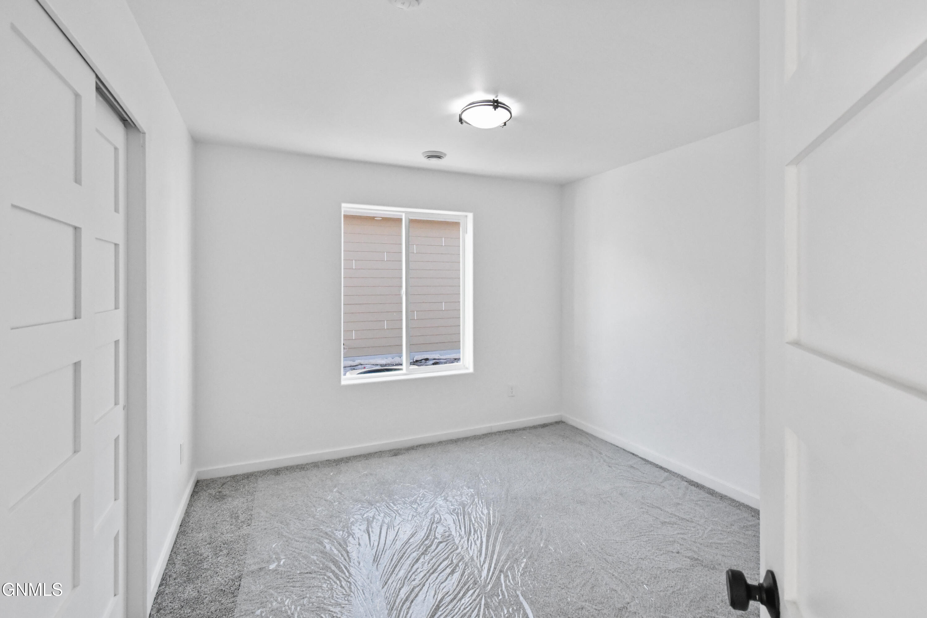 property viewer photo 12