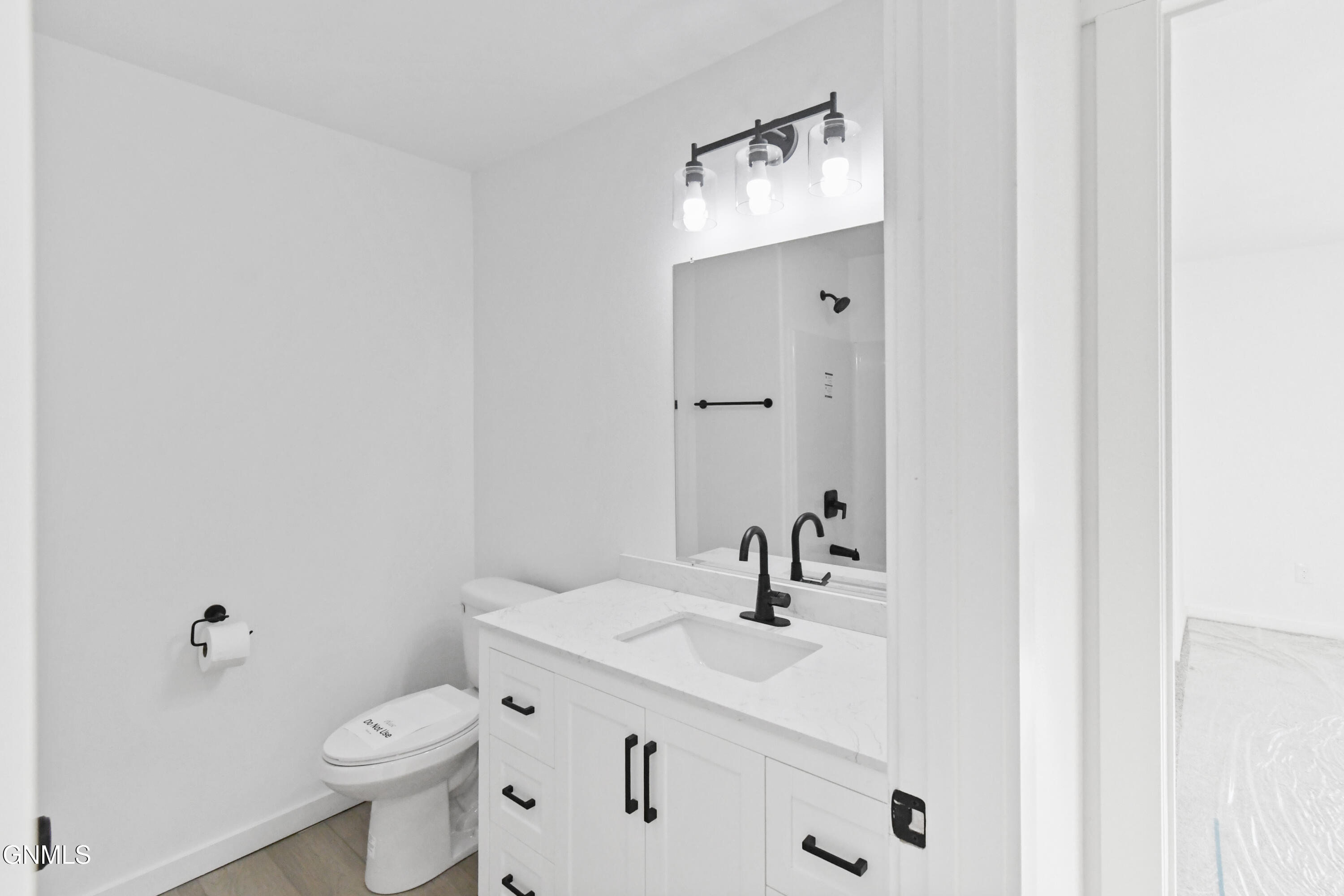 property viewer photo 14