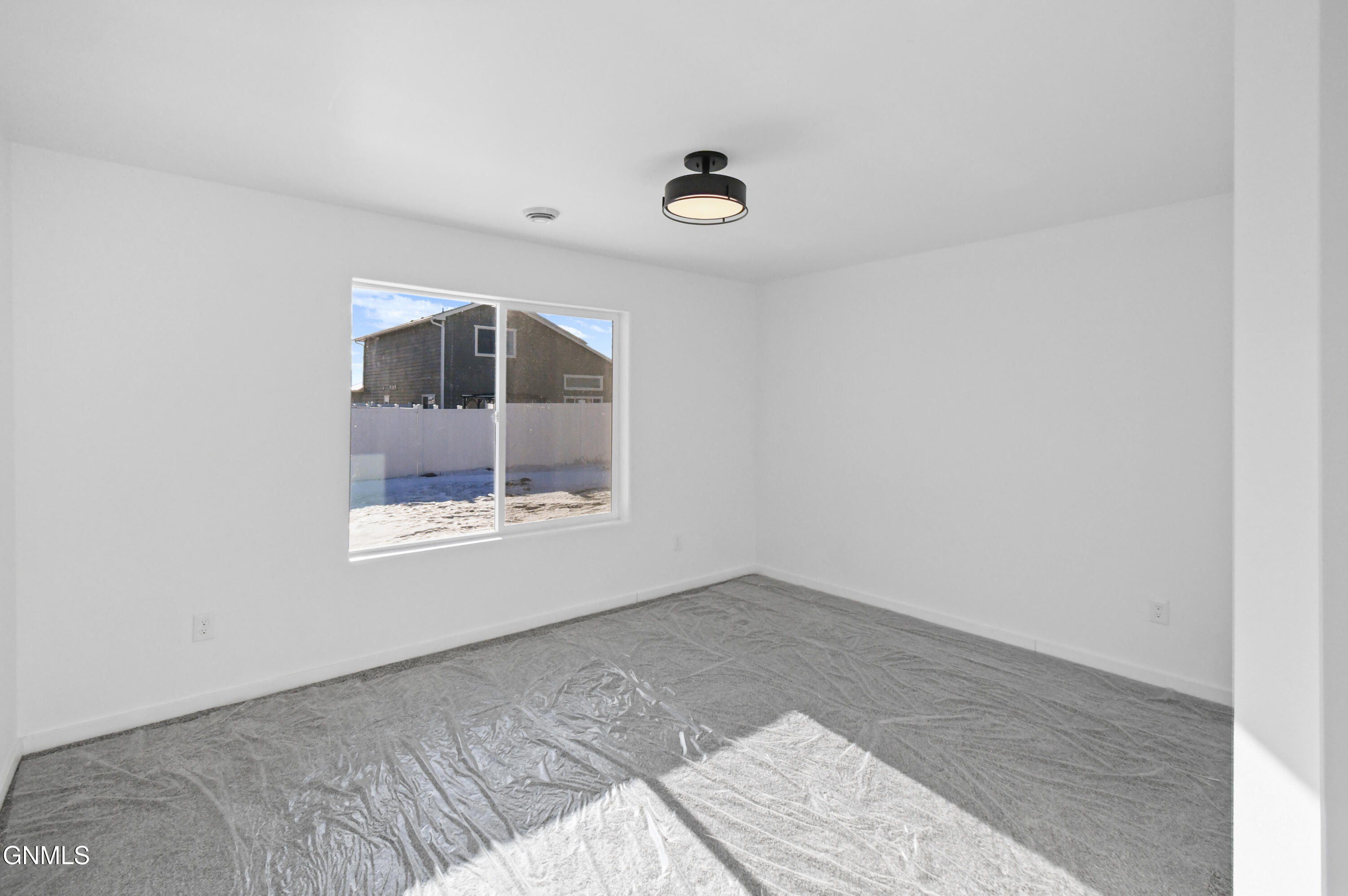property viewer photo 15