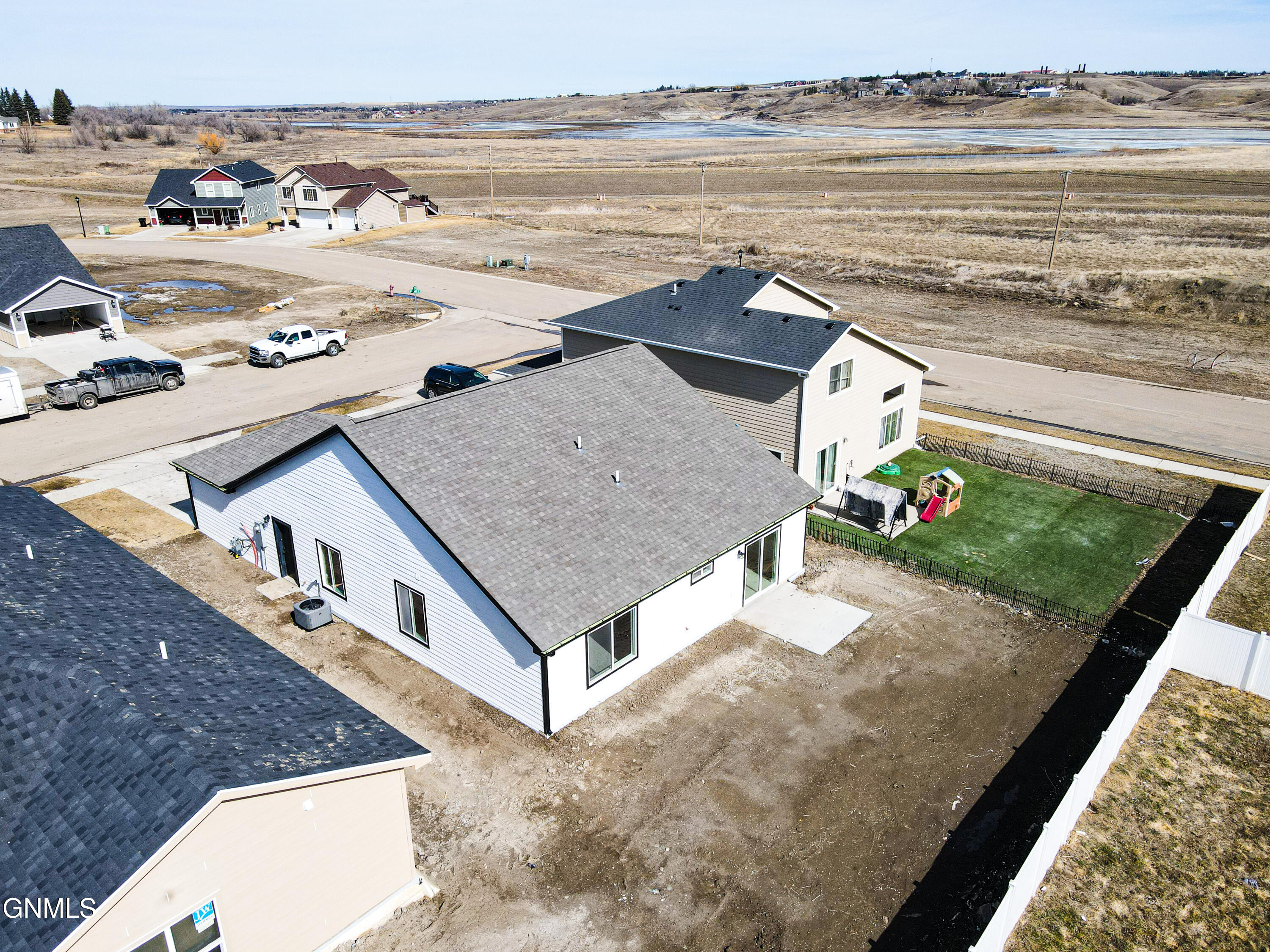 property viewer photo 3