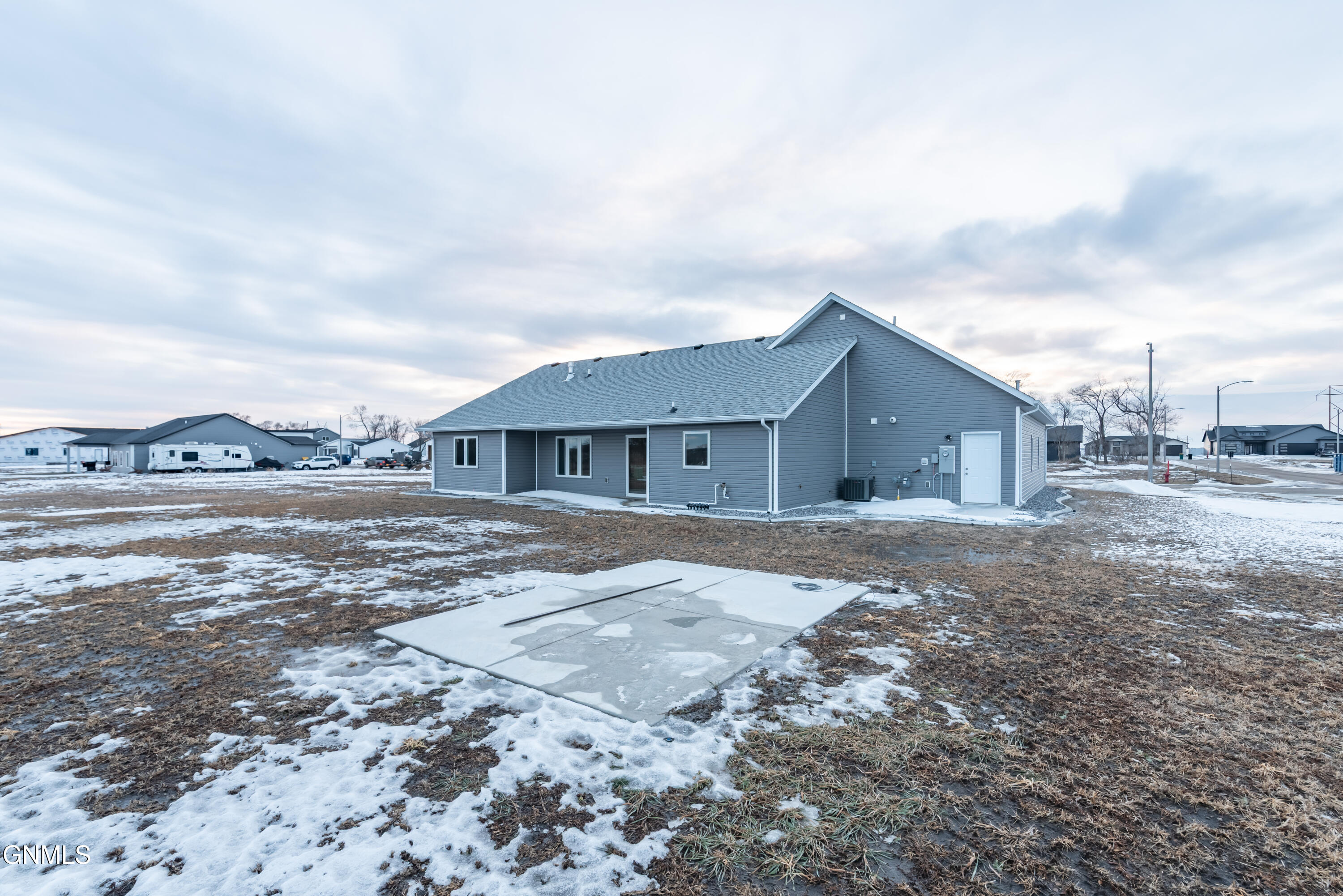 main property photo 67