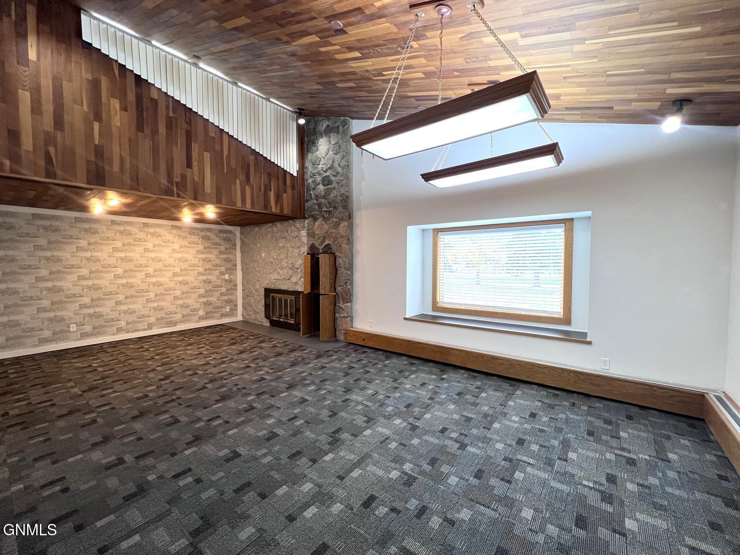 property viewer photo 38