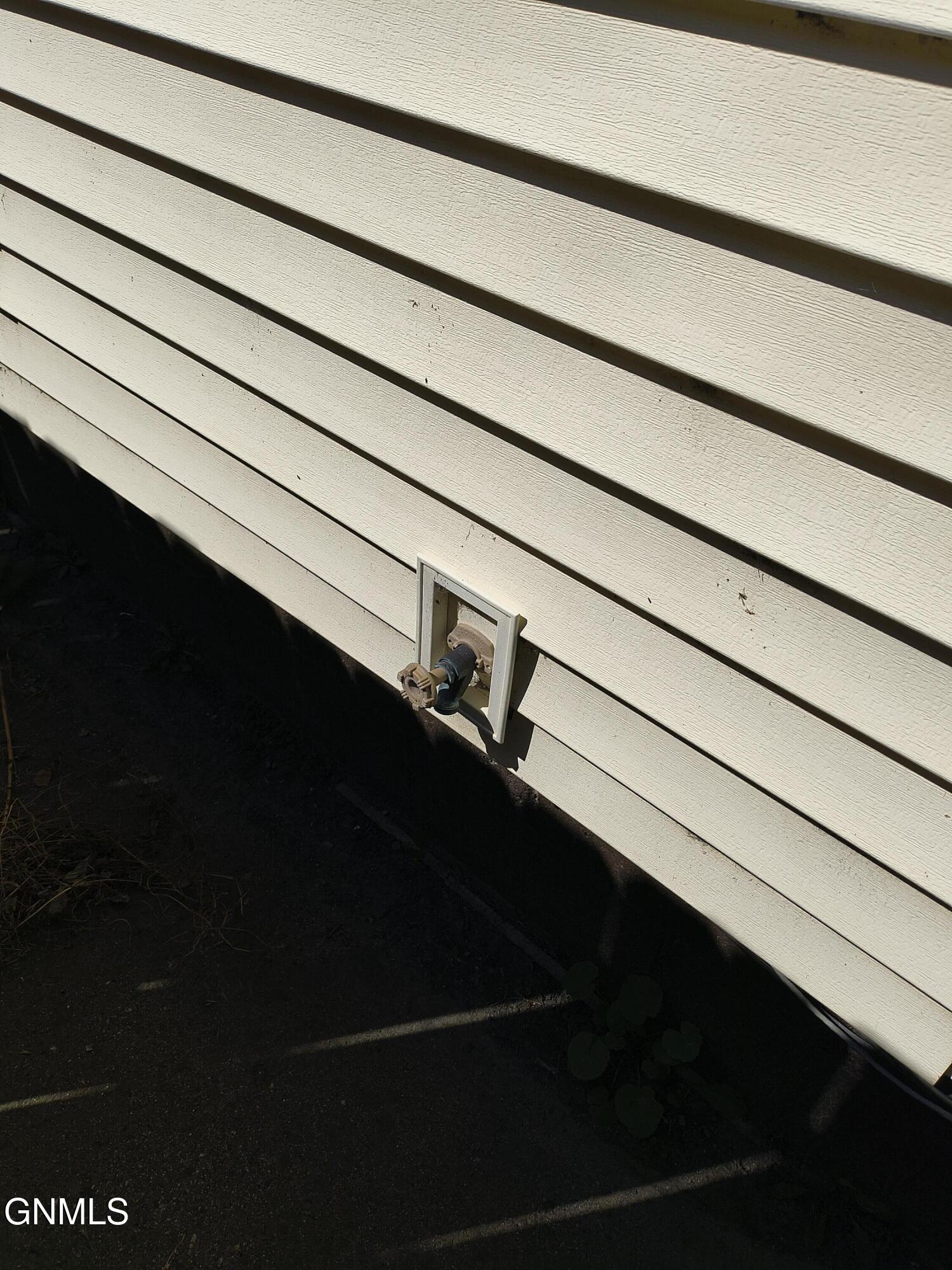 main property photo 0