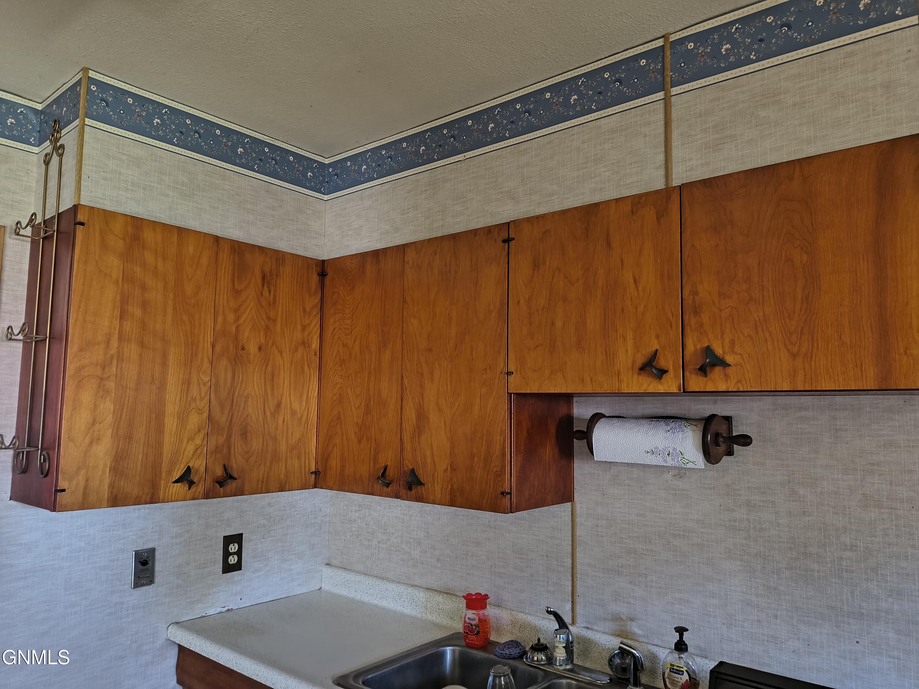 property viewer photo 10