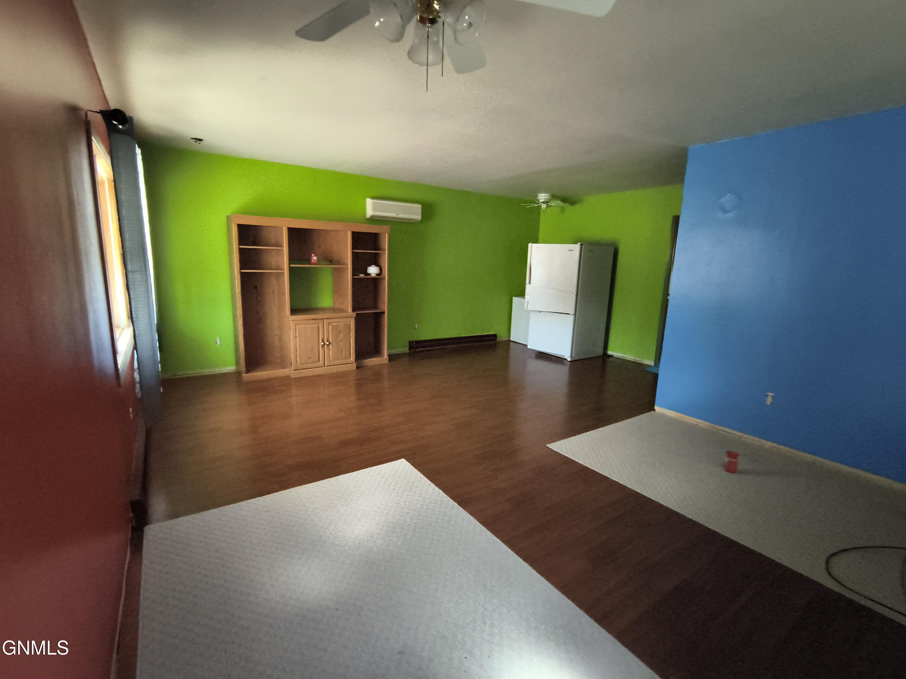 property viewer photo 26