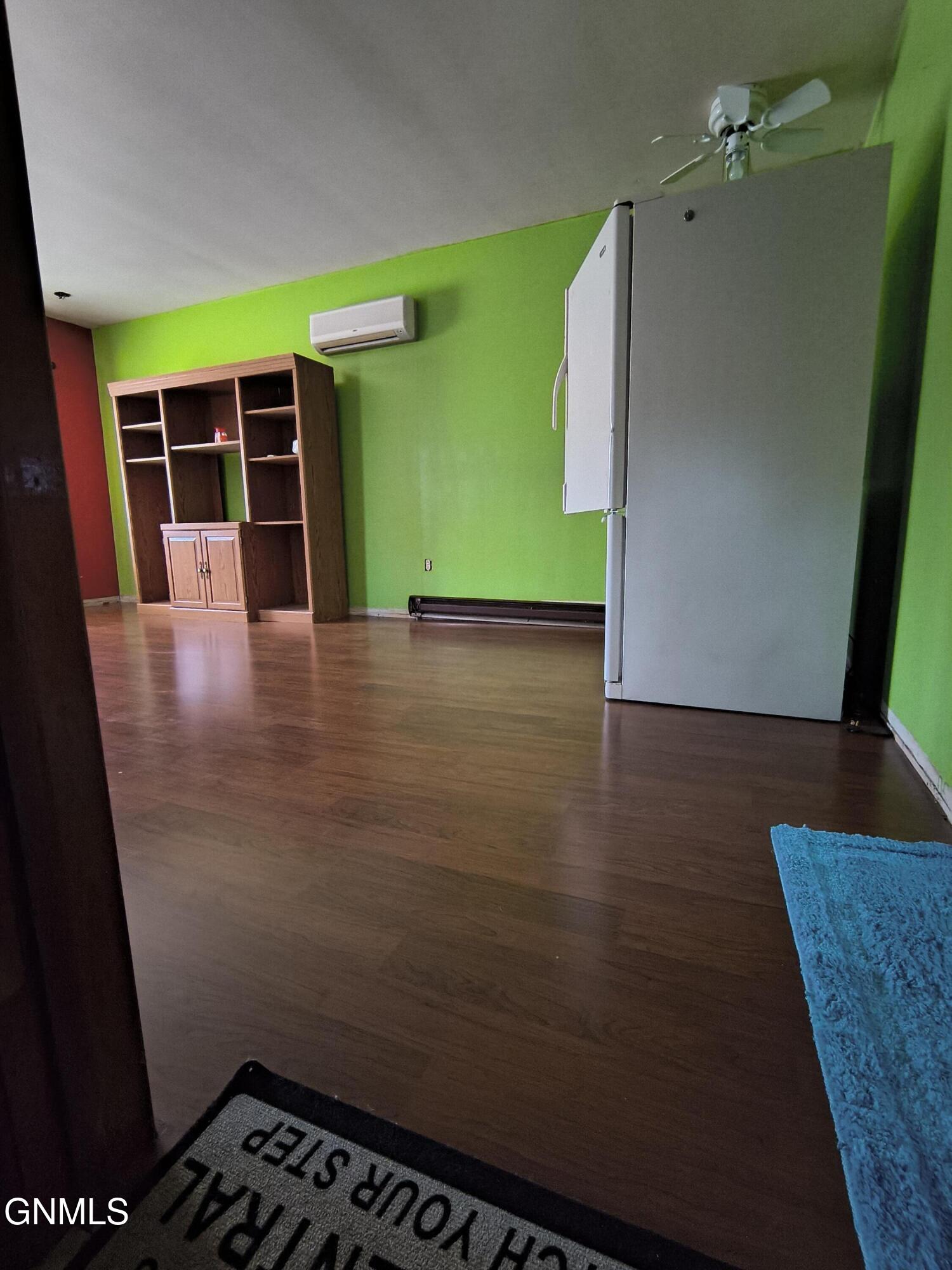 property viewer photo 29