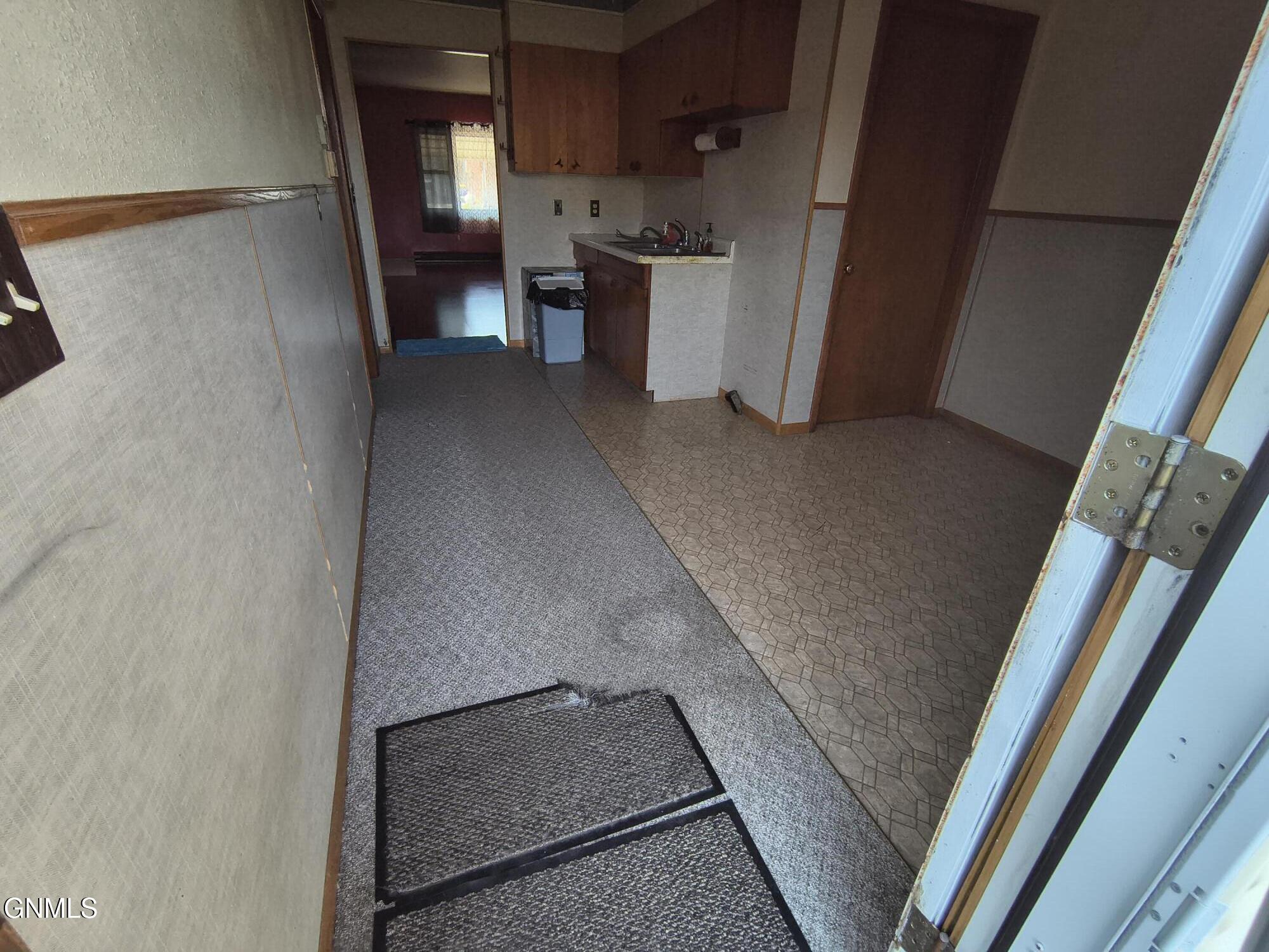 property viewer photo 7