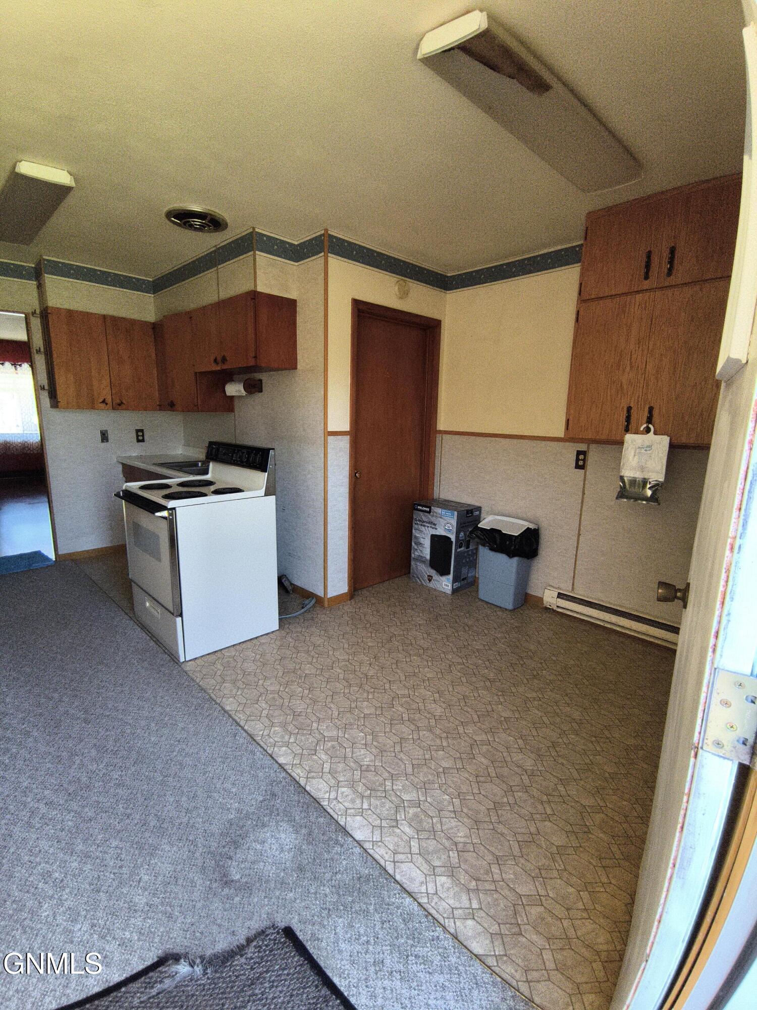 property viewer photo 9