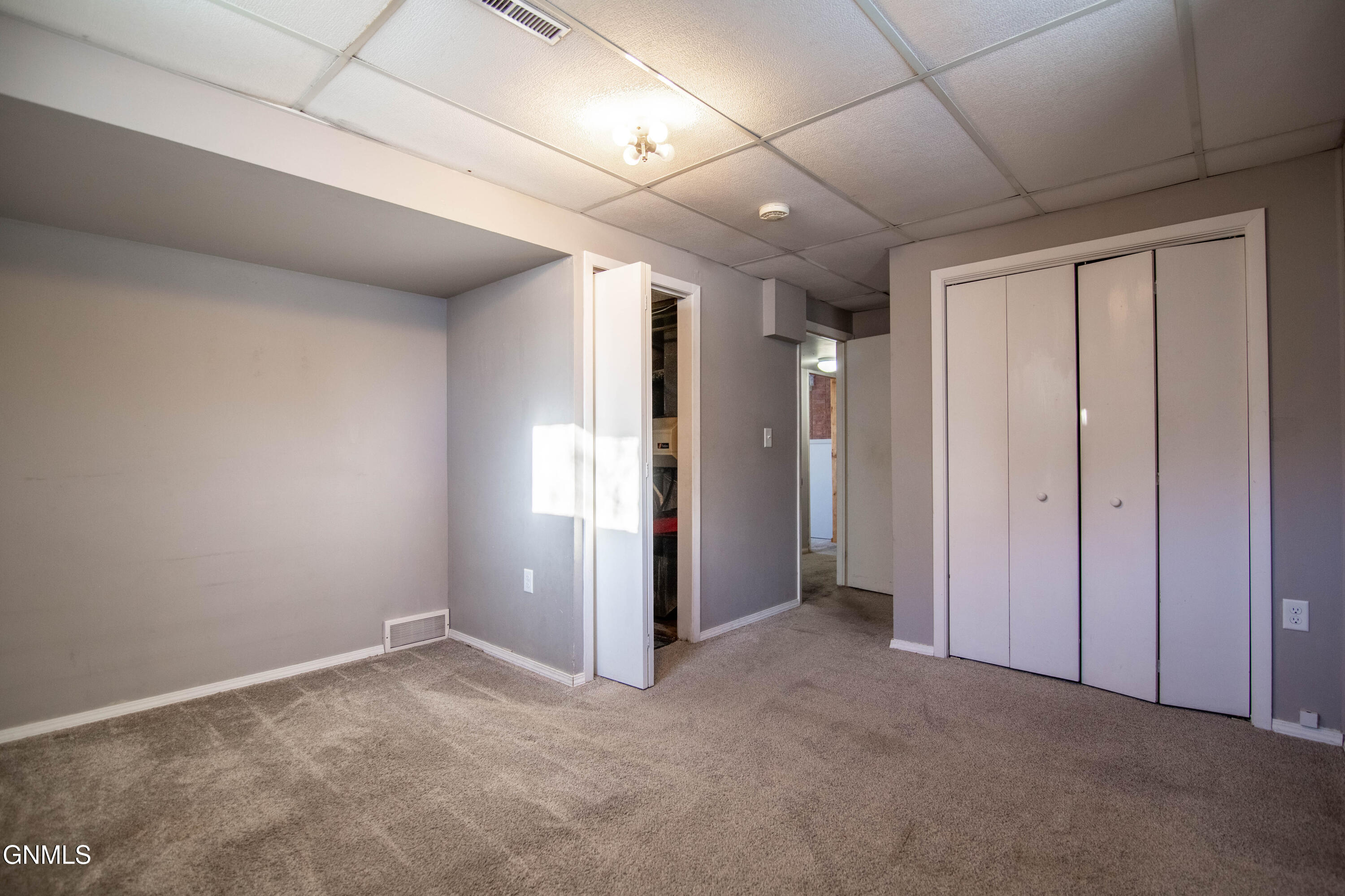 property viewer photo 19