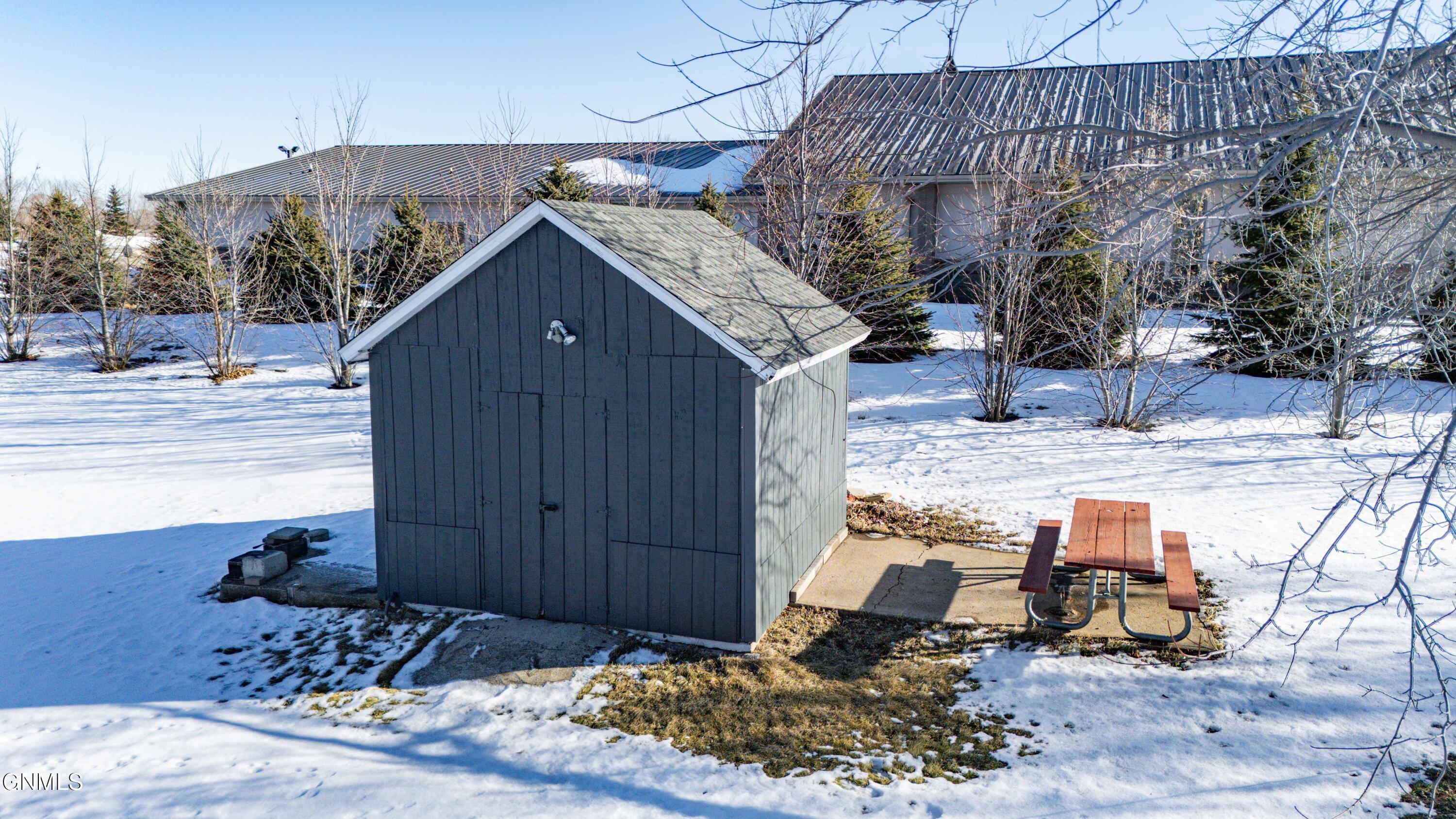 property viewer photo 25