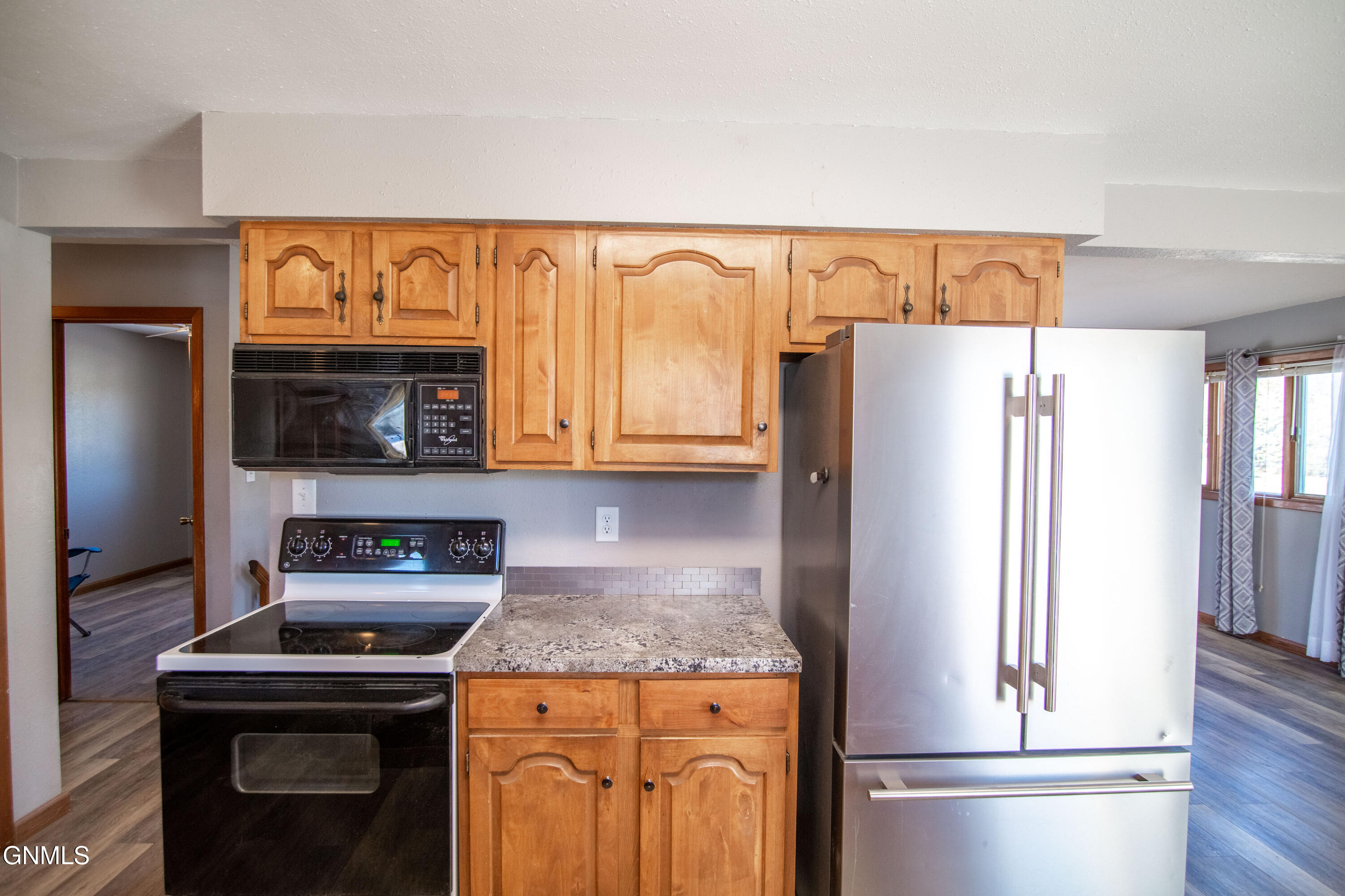 property viewer photo 7