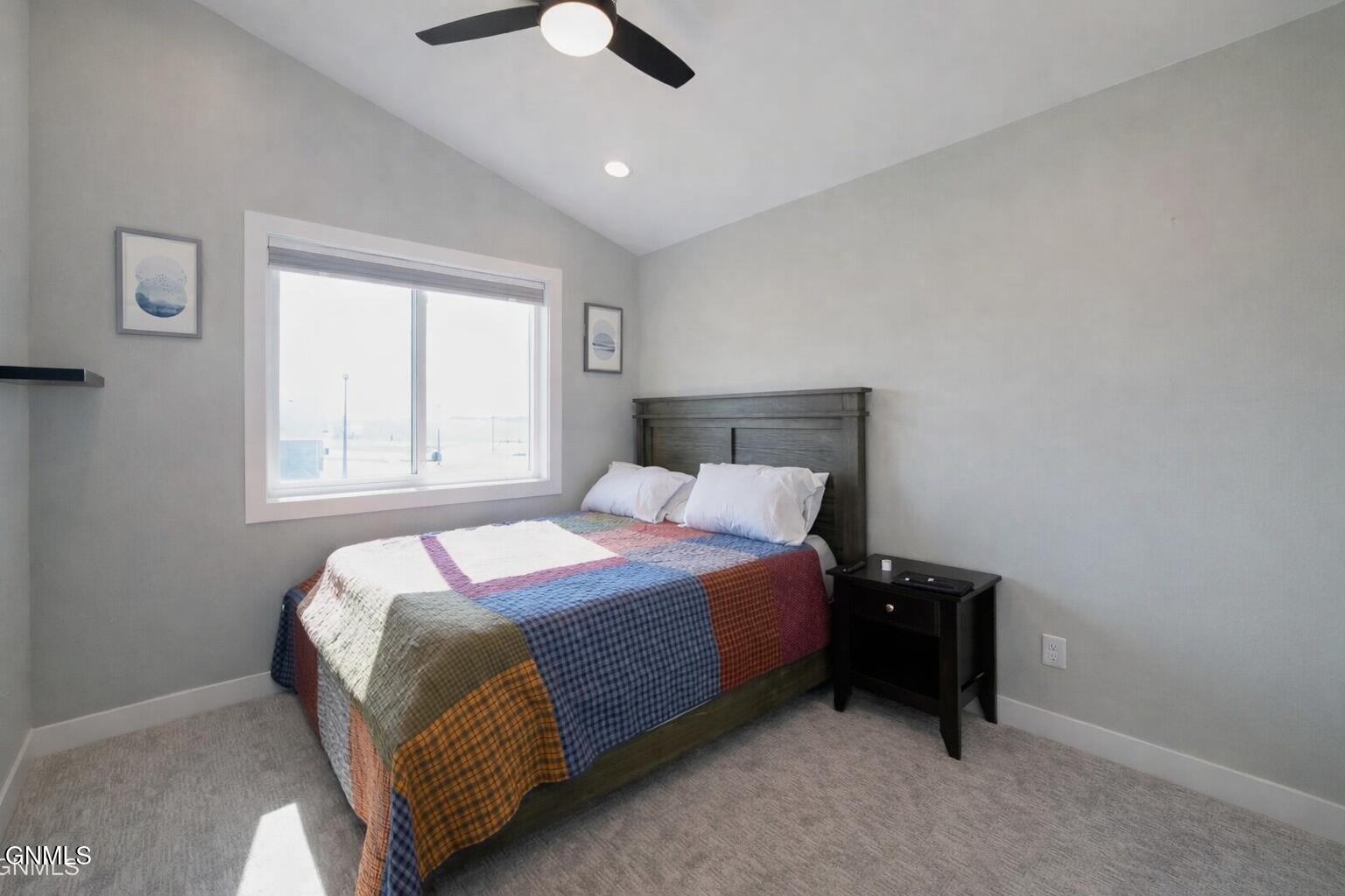 property viewer photo 10