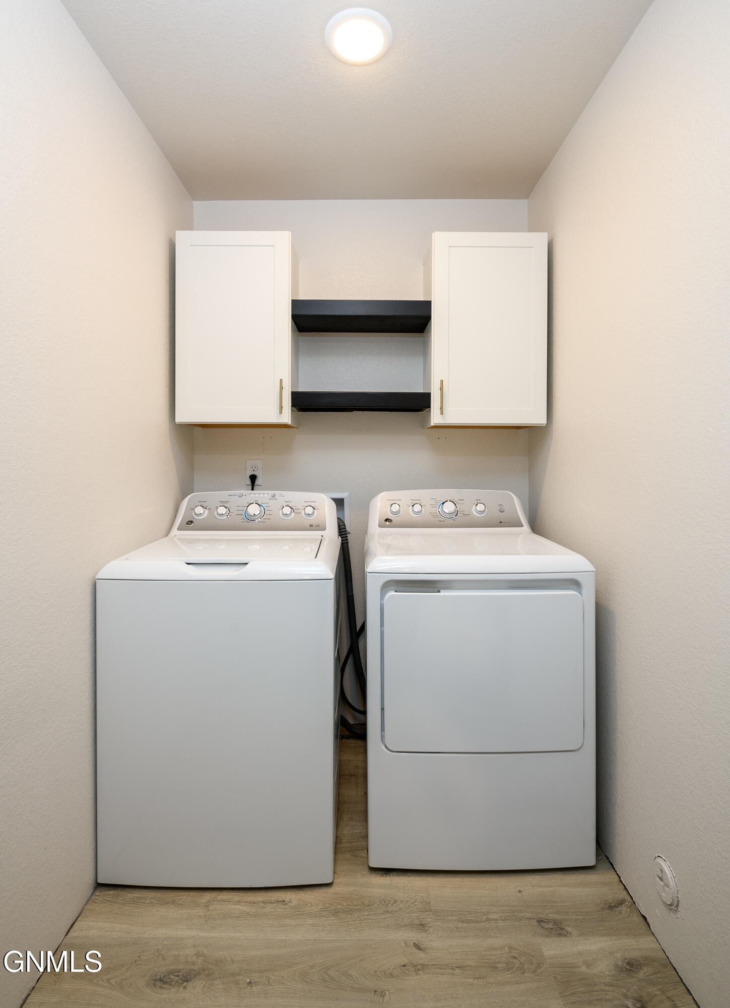 property viewer photo 14