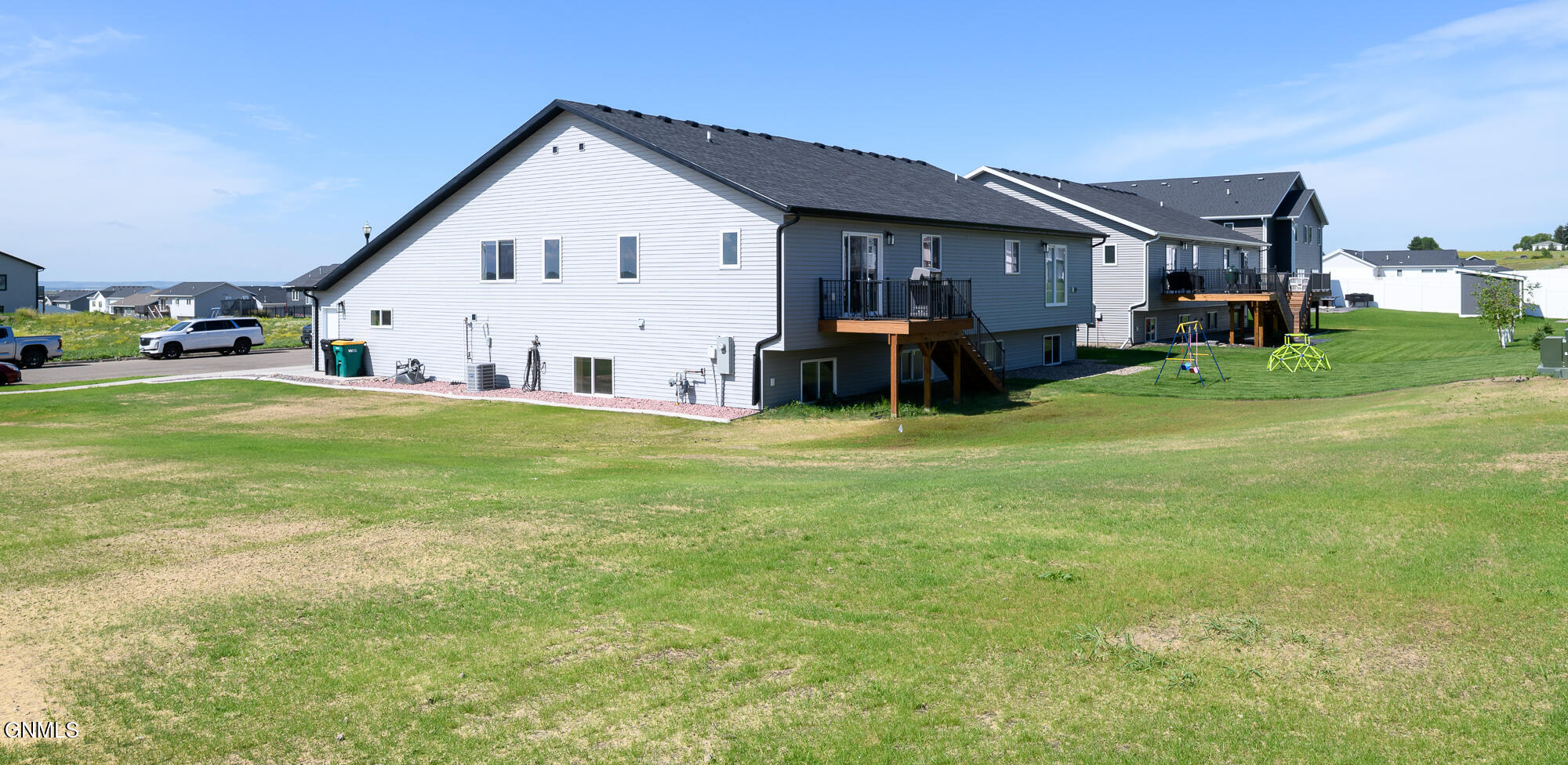 property viewer photo 19