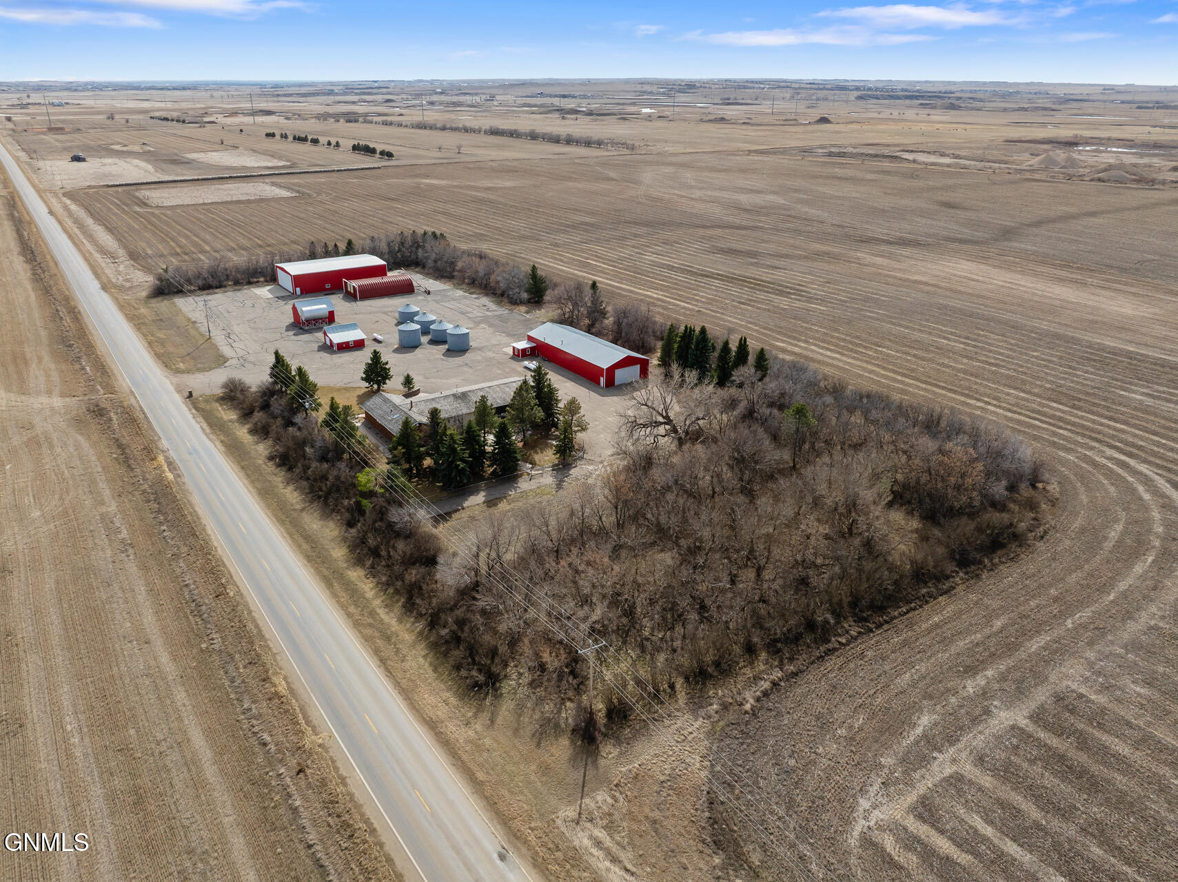 main property photo 58
