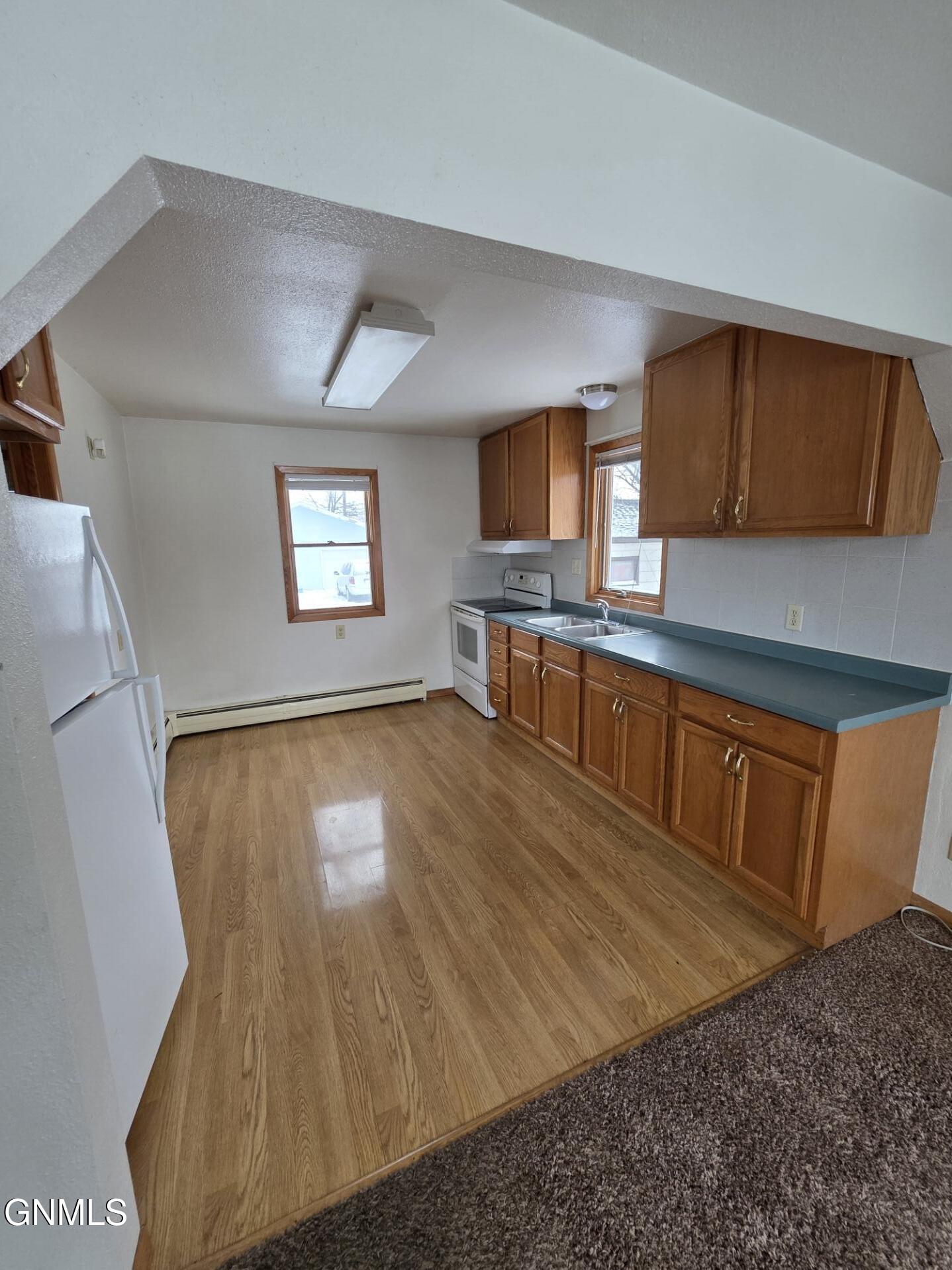 property viewer photo 1