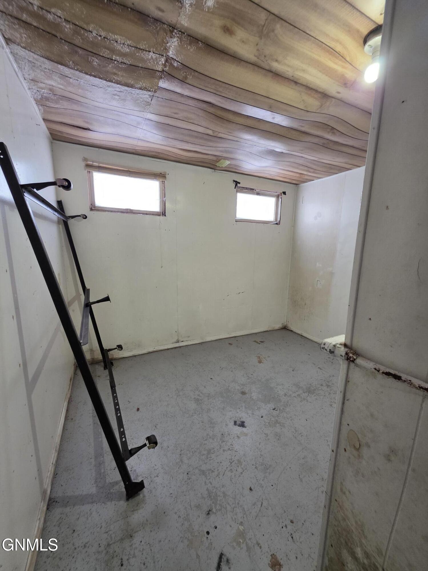 property viewer photo 13