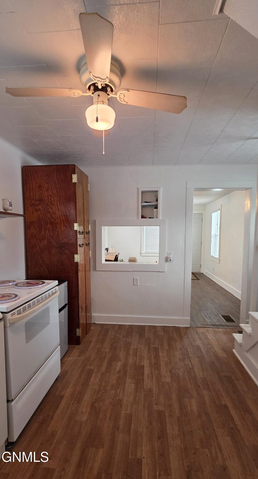 property viewer photo 5