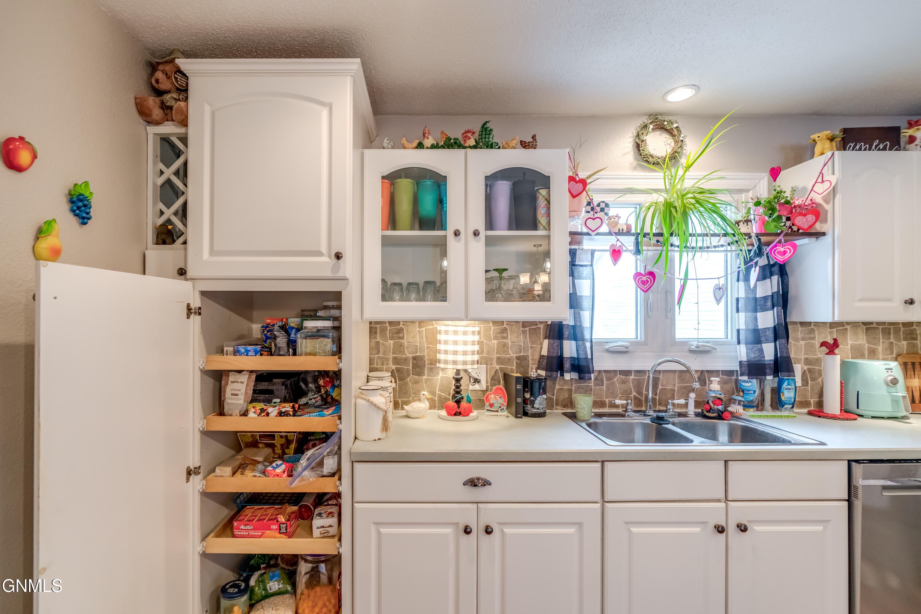property viewer photo 10