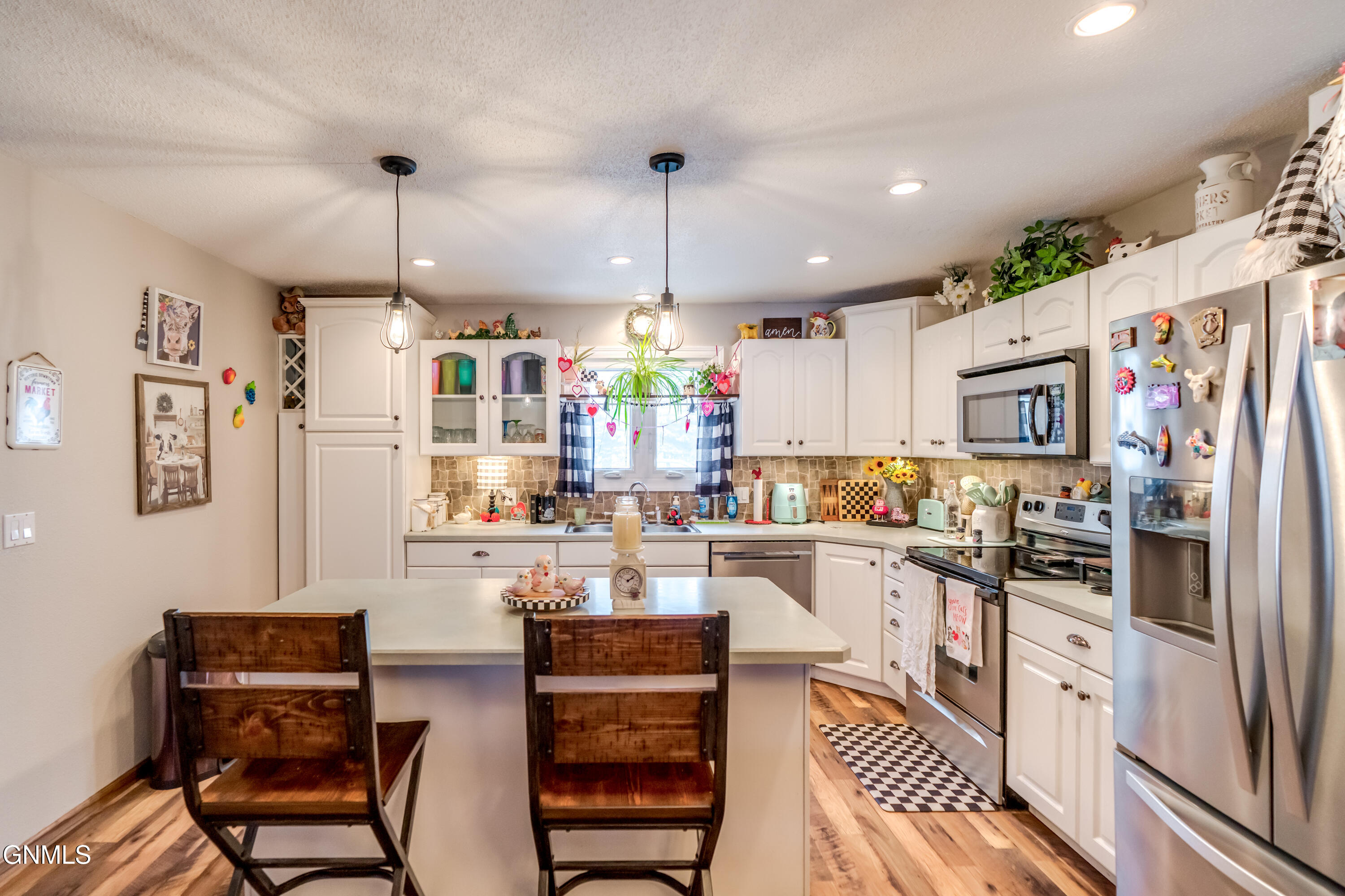 property viewer photo 15
