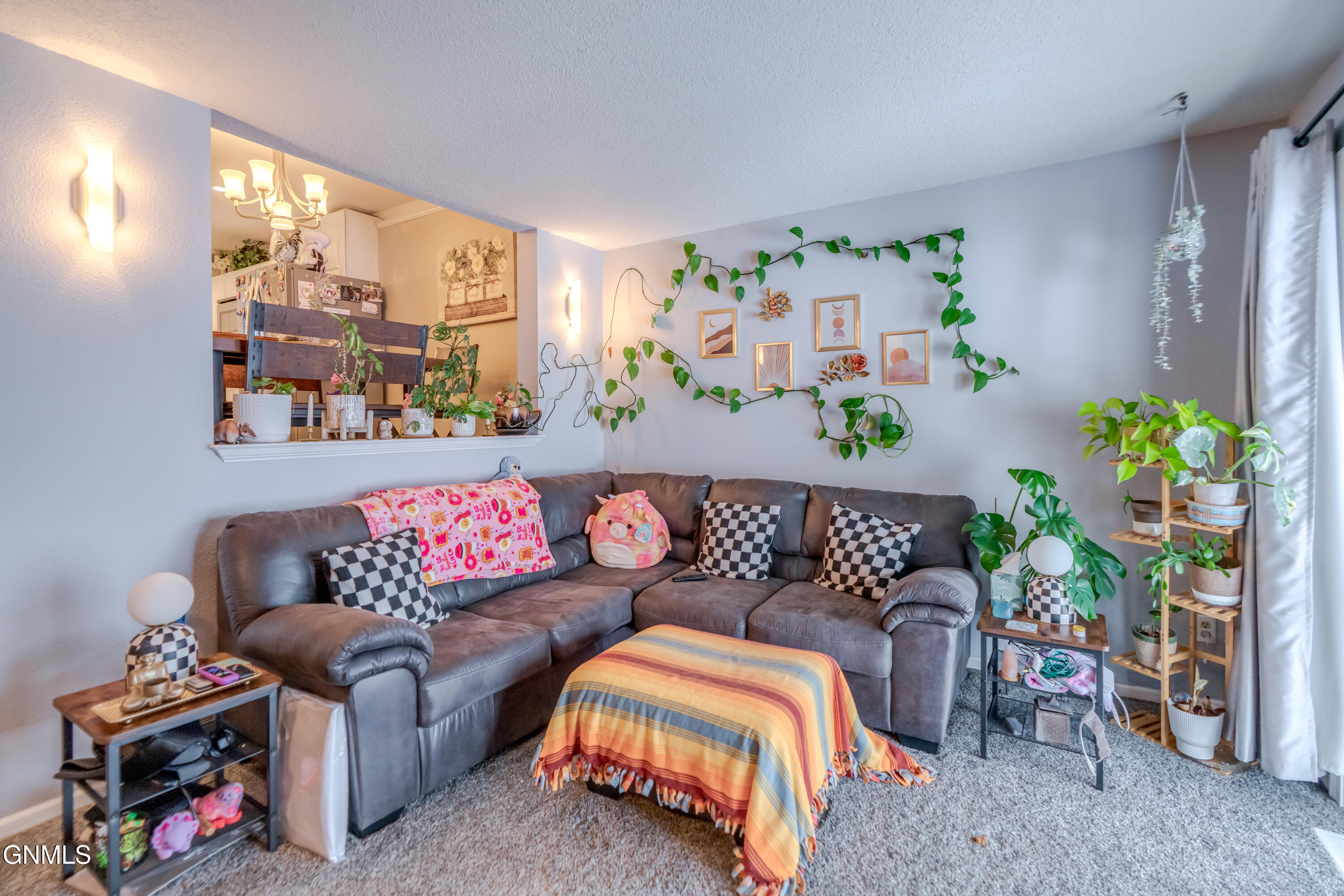property viewer photo 18