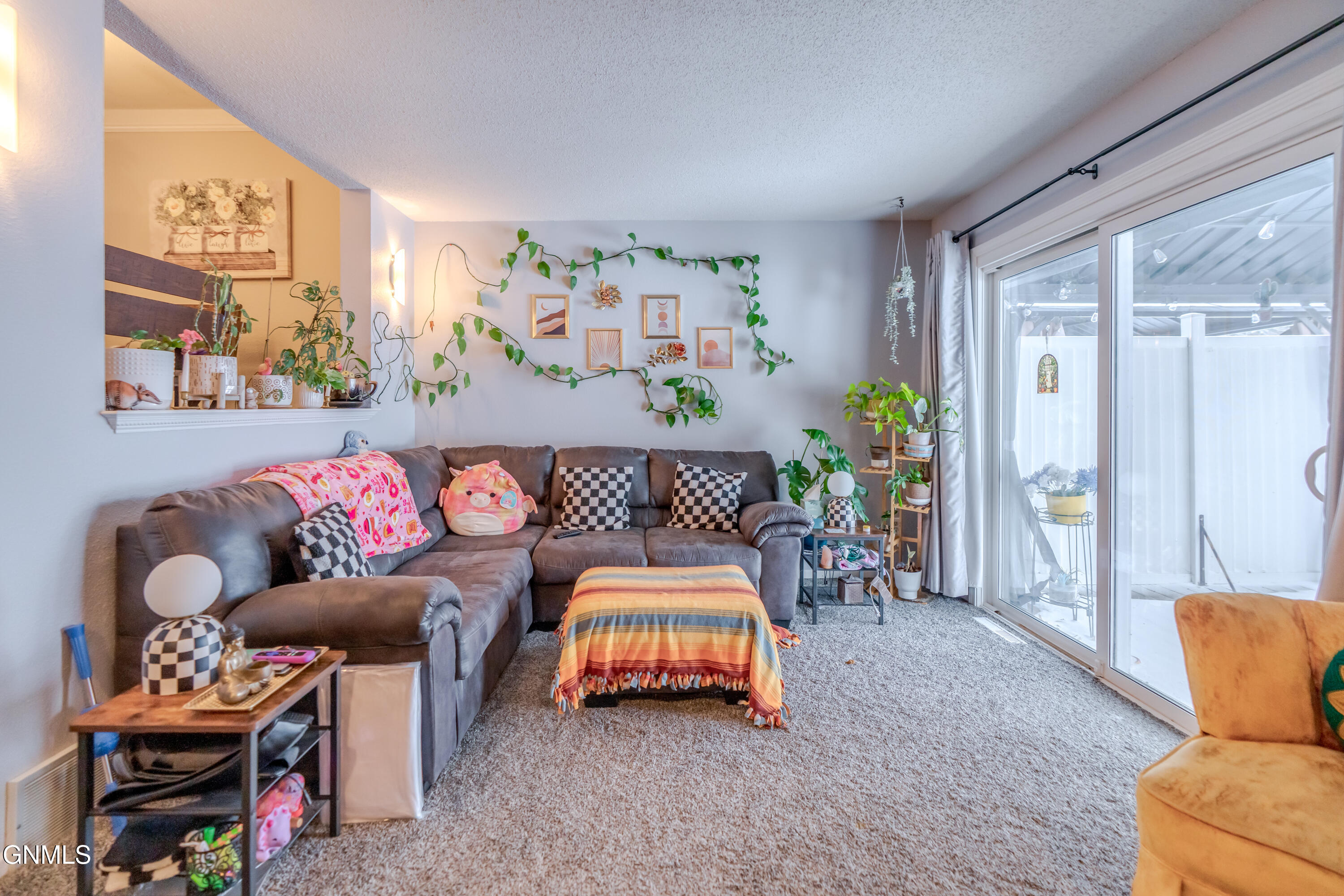 property viewer photo 20