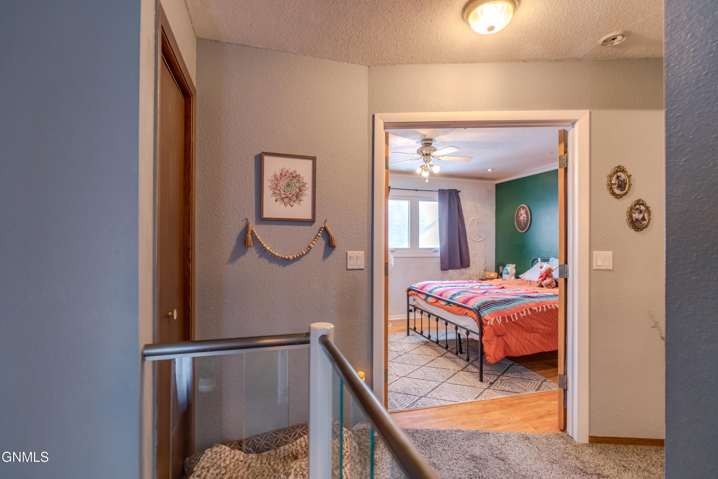 property viewer photo 30