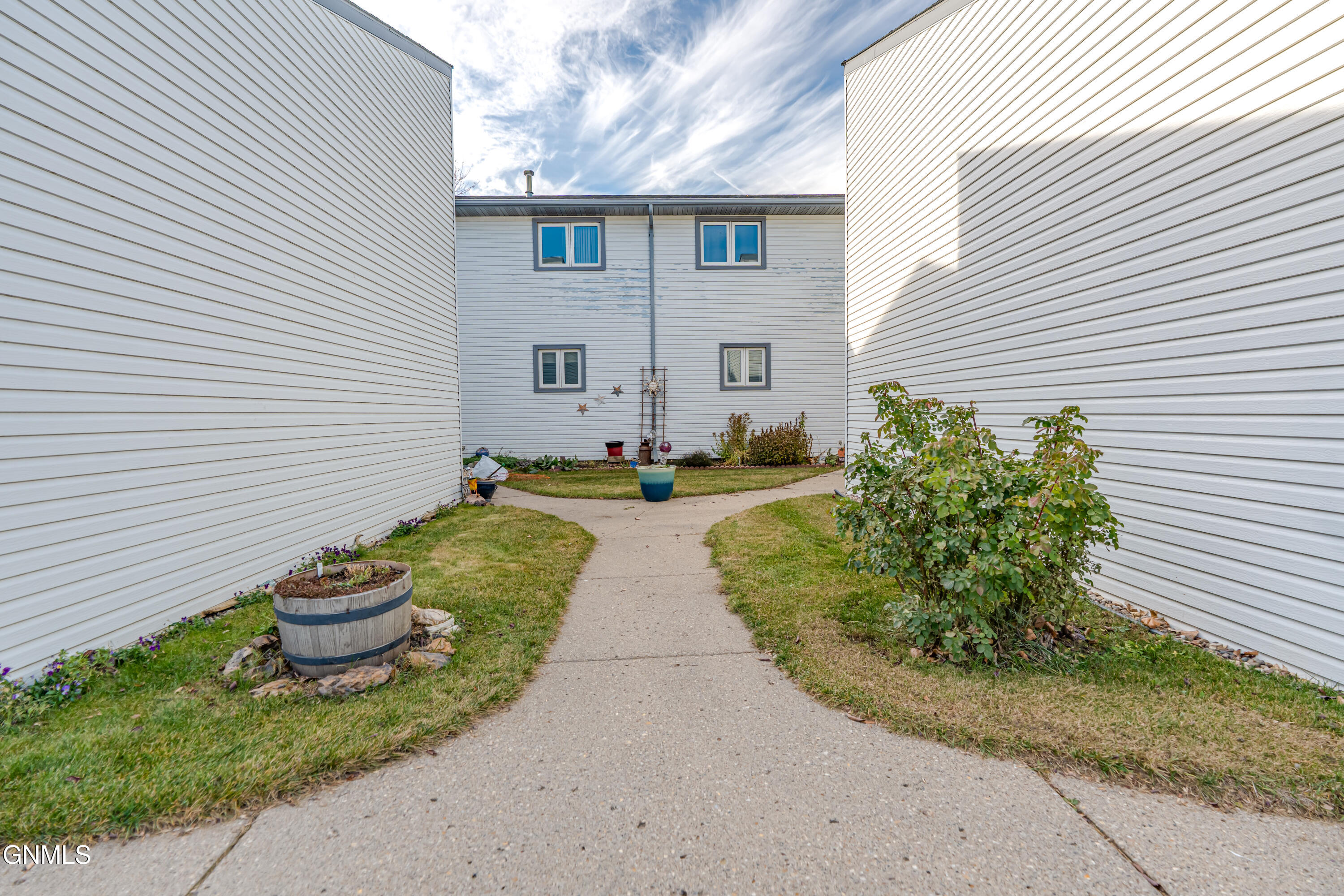 property viewer photo 48