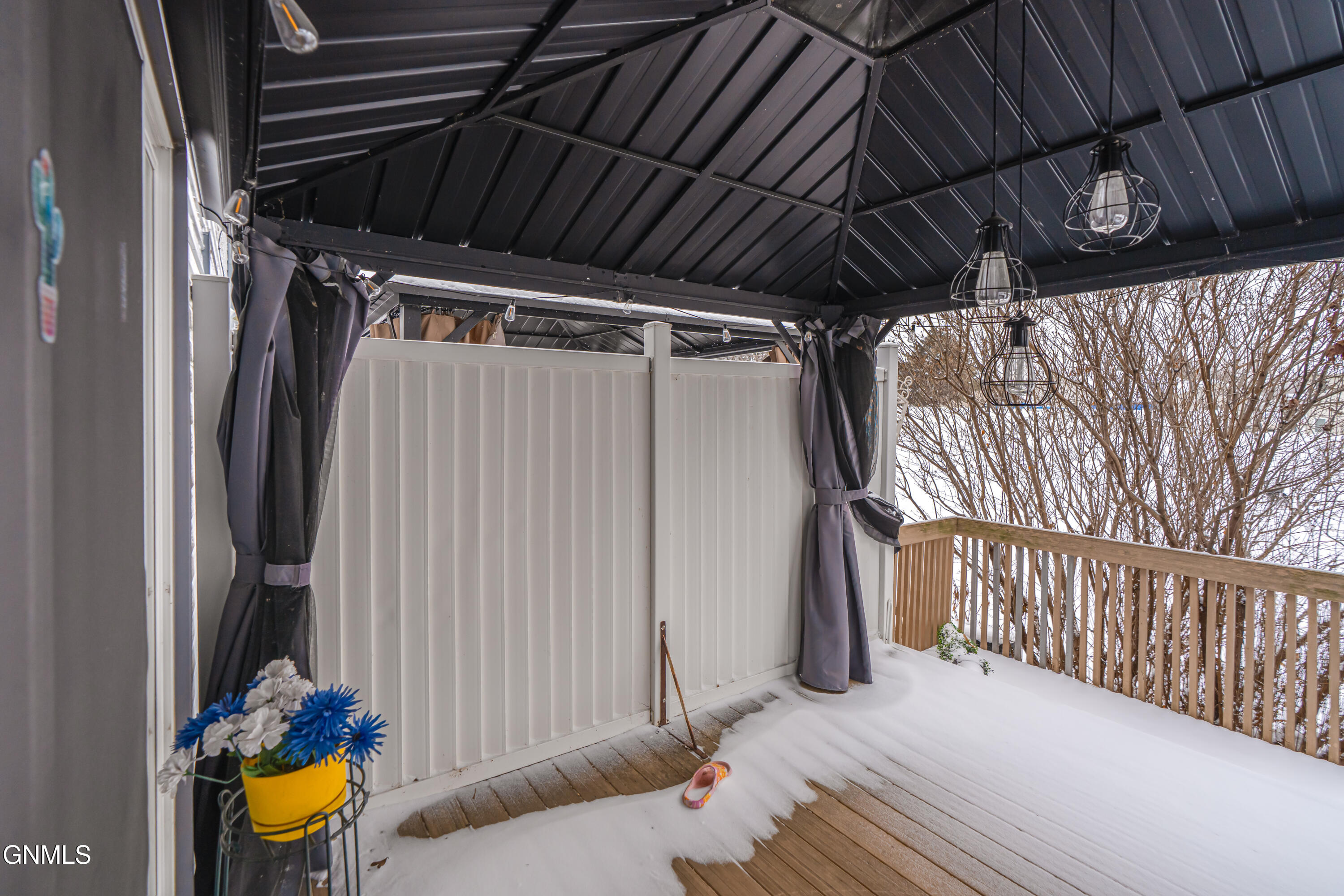 property viewer photo 54
