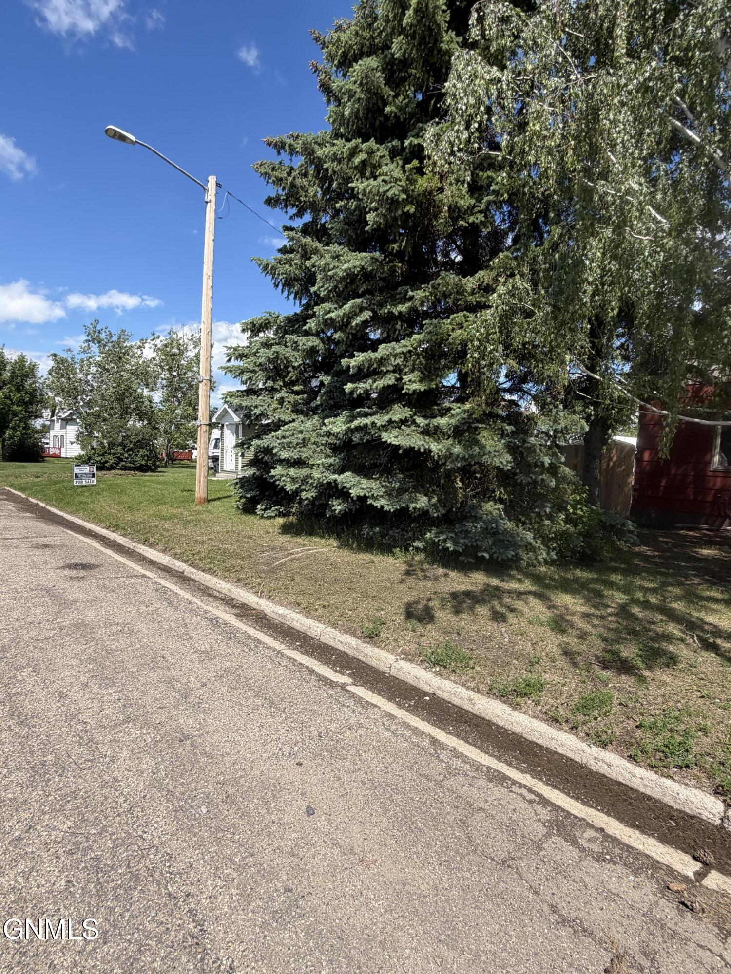 main property photo 34
