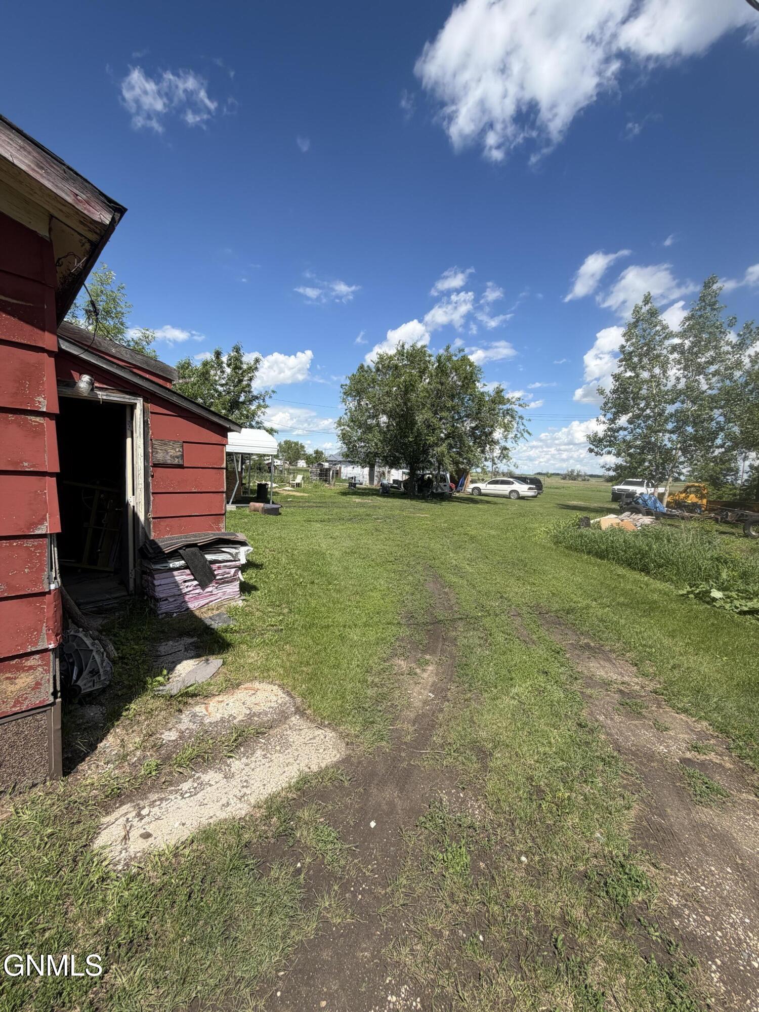 main property photo 38