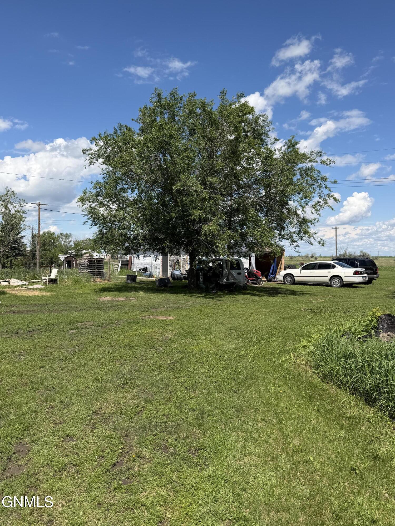 main property photo 39