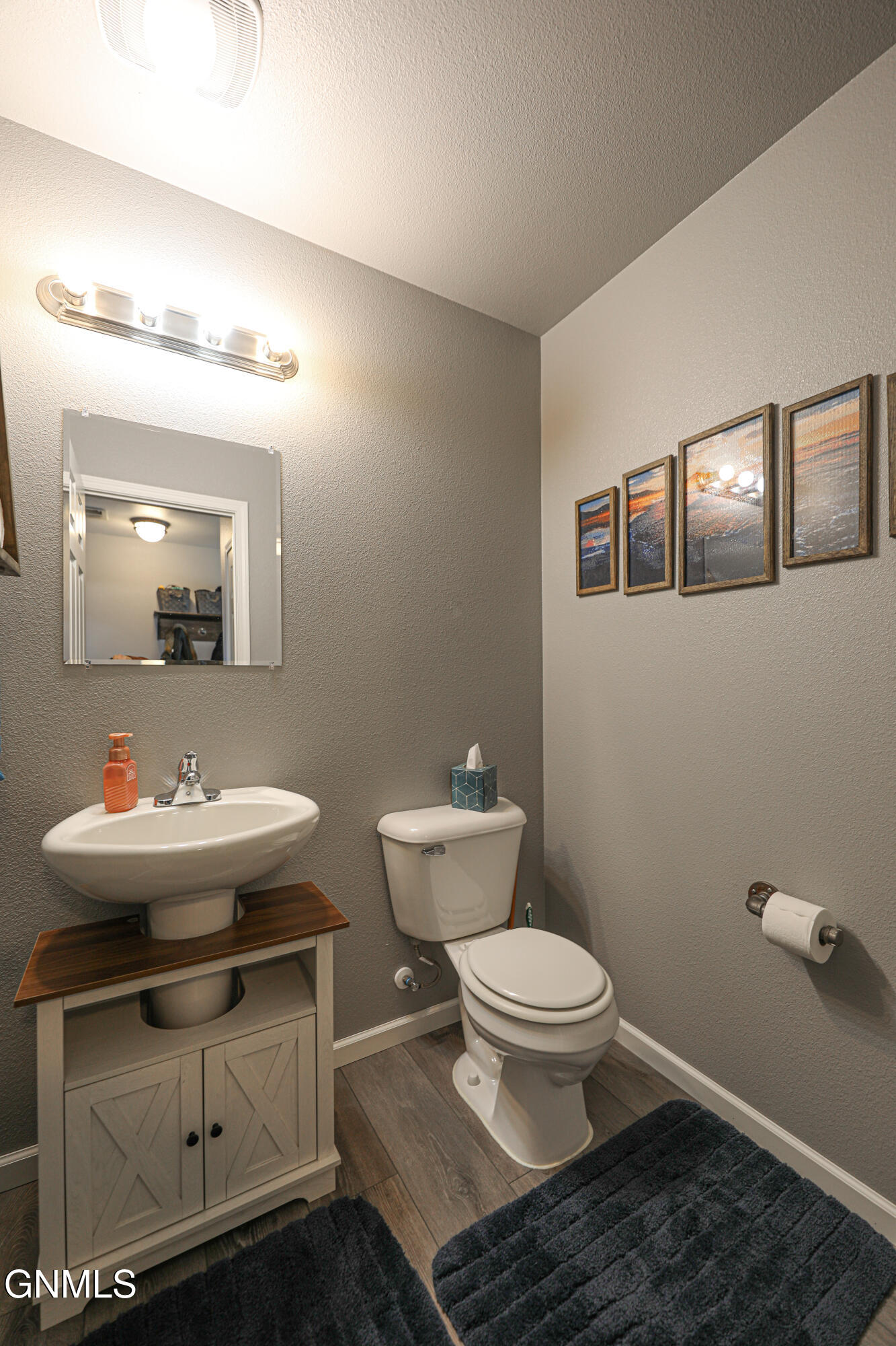 property viewer photo 15